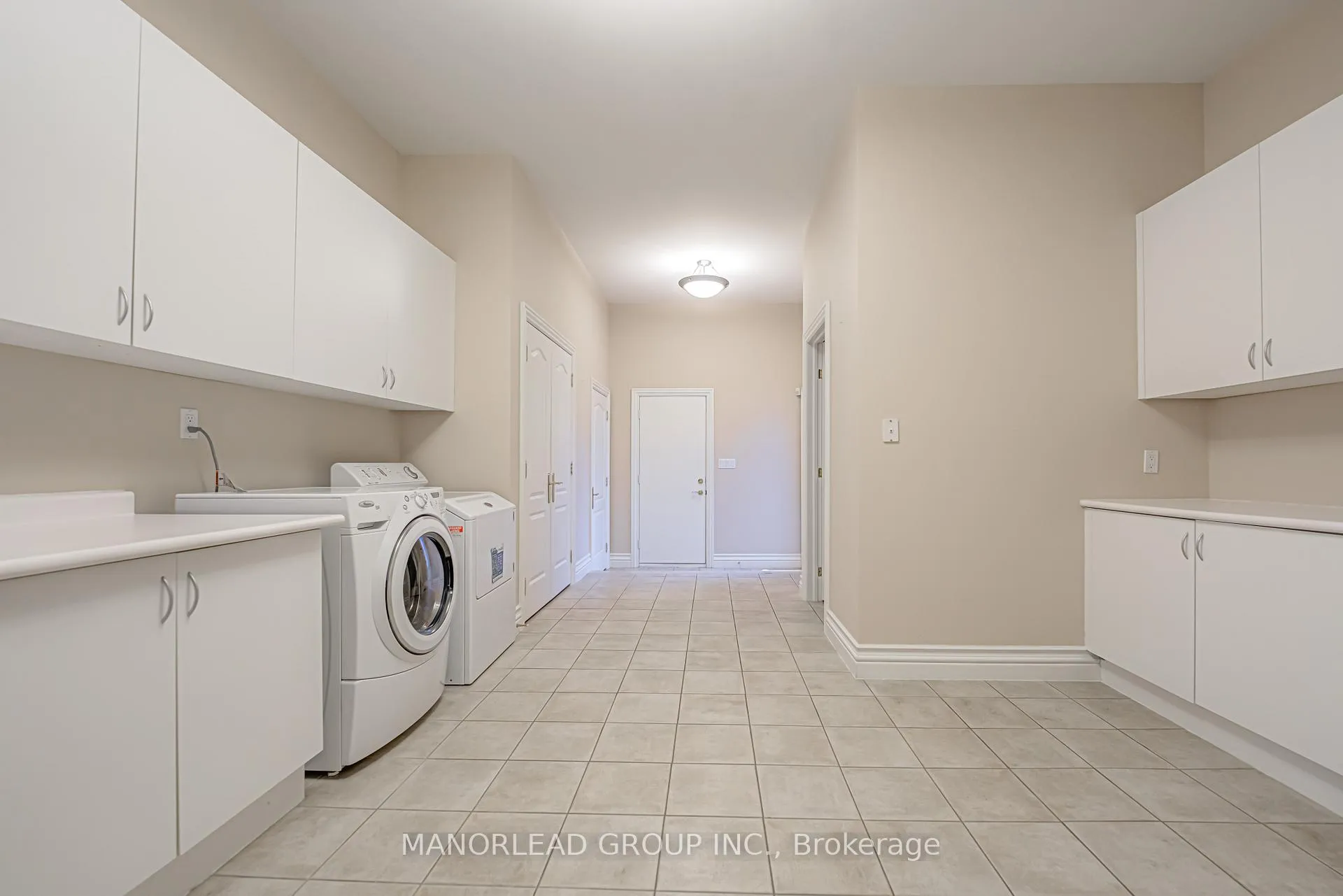Photo 19 of 87 Arnold Avenue, Vaughan, Crestwood-Springfarm-Yorkhill — HOMEH