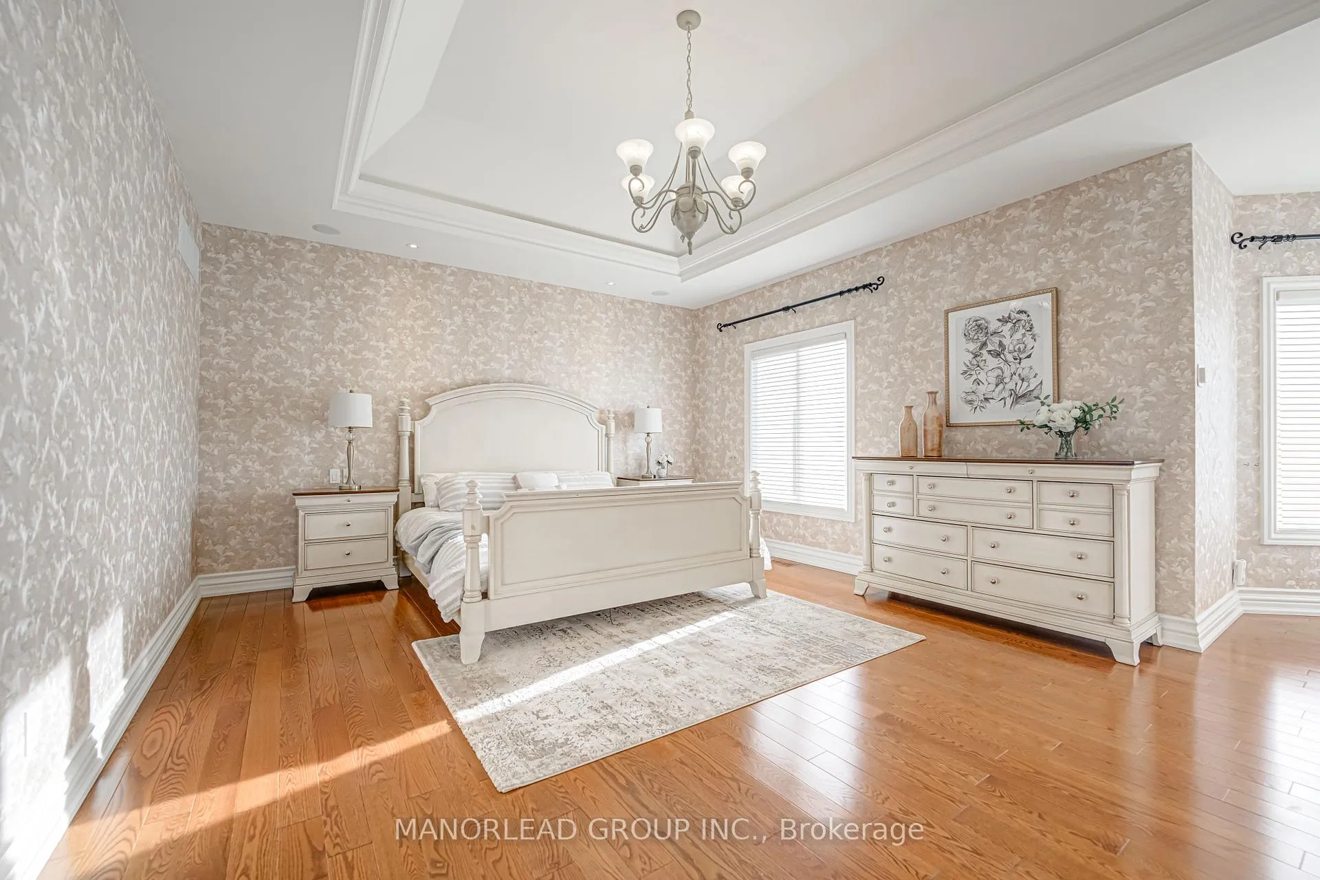 Photo 21 of 87 Arnold Avenue, Vaughan, Crestwood-Springfarm-Yorkhill — HOMEH