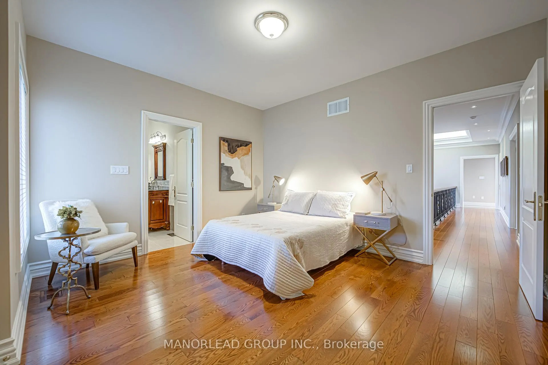 Photo 28 of 87 Arnold Avenue, Vaughan, Crestwood-Springfarm-Yorkhill — HOMEH