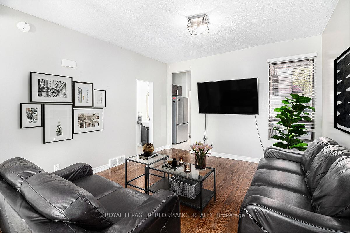Photo 4 of 55 Argyle Avenue, Ottawa, Ottawa Centre/Golden Triangle — HOMEH