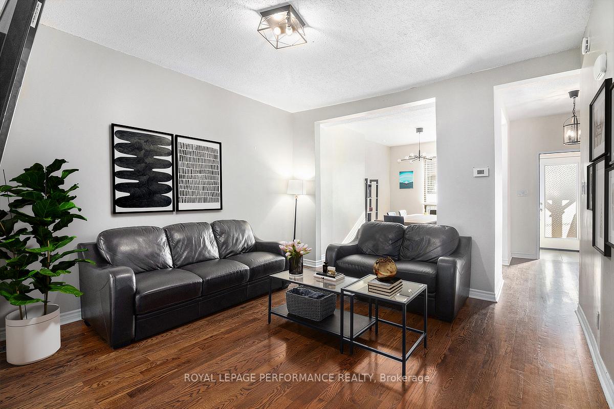 Photo 5 of 55 Argyle Avenue, Ottawa, Ottawa Centre/Golden Triangle — HOMEH