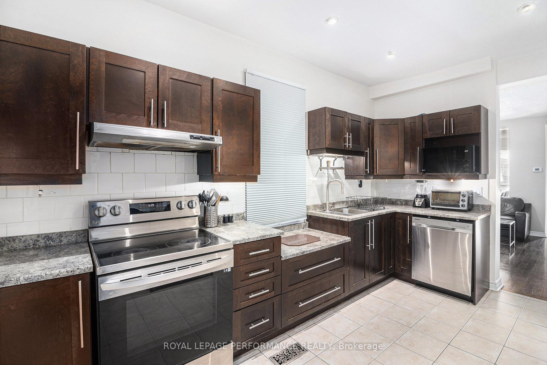 Photo 9 of 55 Argyle Avenue, Ottawa, Ottawa Centre/Golden Triangle — HOMEH