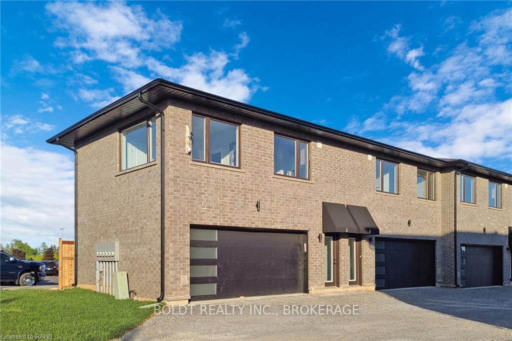 Photo 1 of 1 Summersides Mews, Pelham, Fonthill — HOMEH