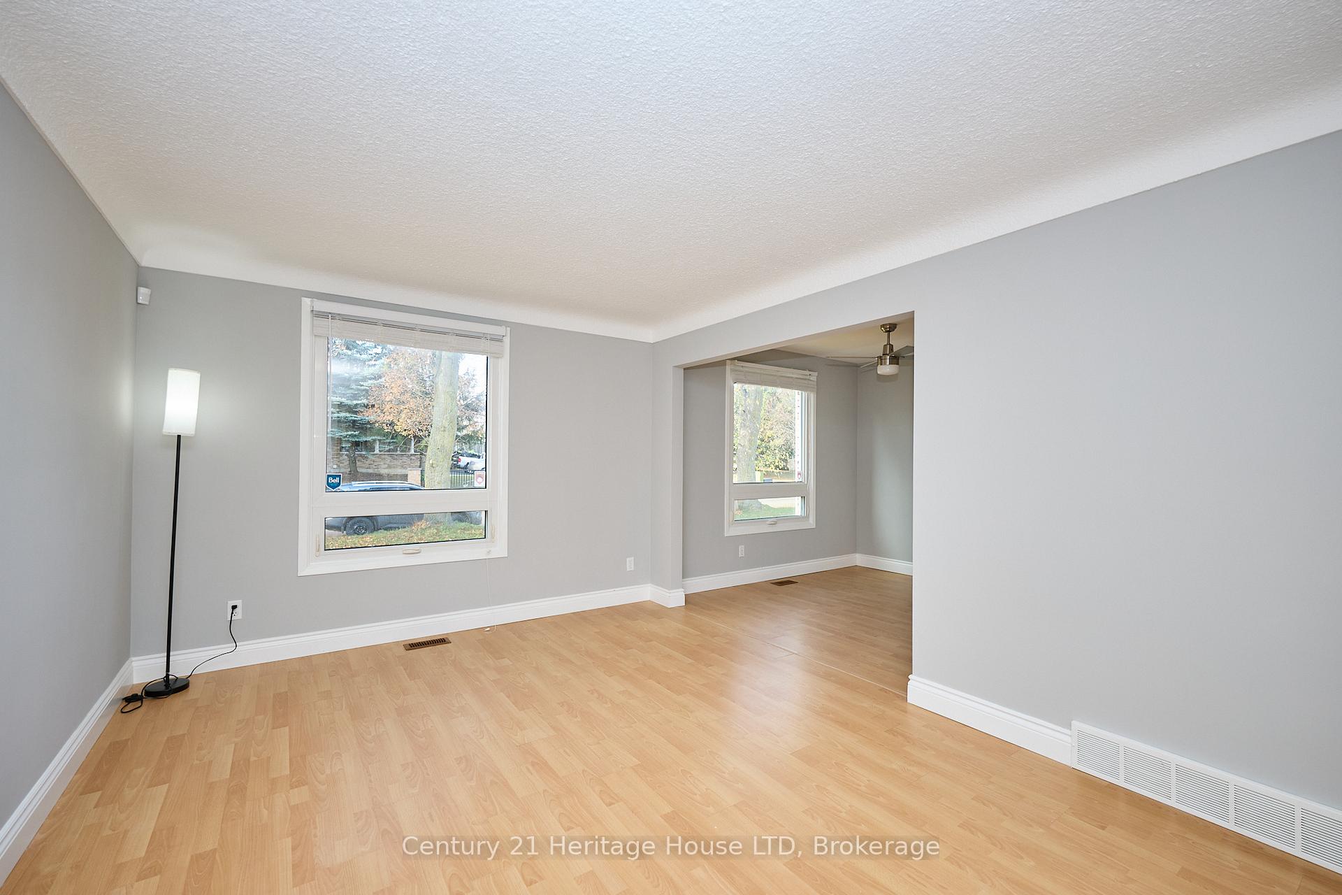 Photo 4 of 3810 Orlando Drive, Niagara Falls, Church's Lane — HOMEH