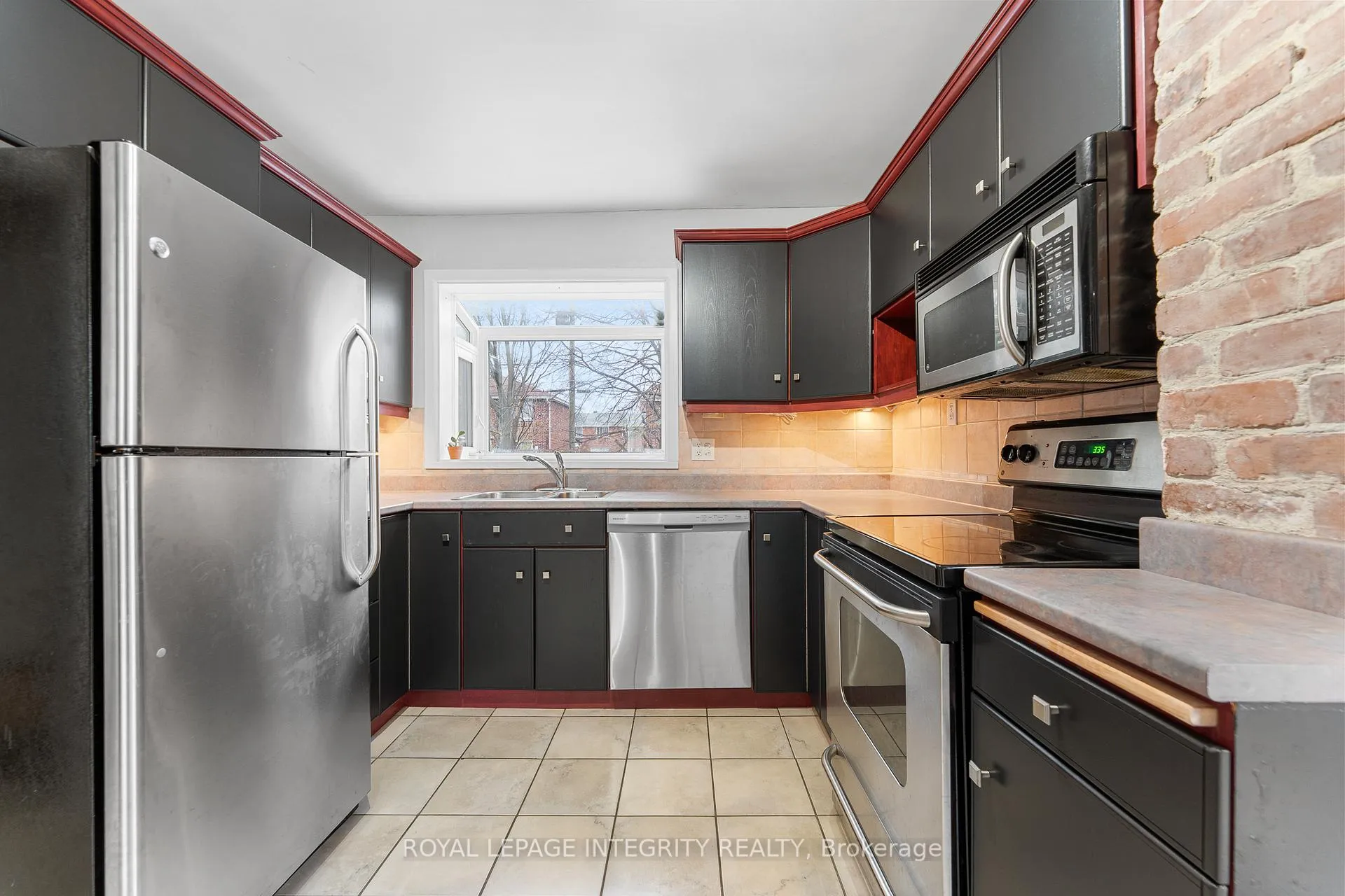 Photo 12 of 166 Prince Albert Street, Ottawa, Overbrook/Castle Heights — HOMEH