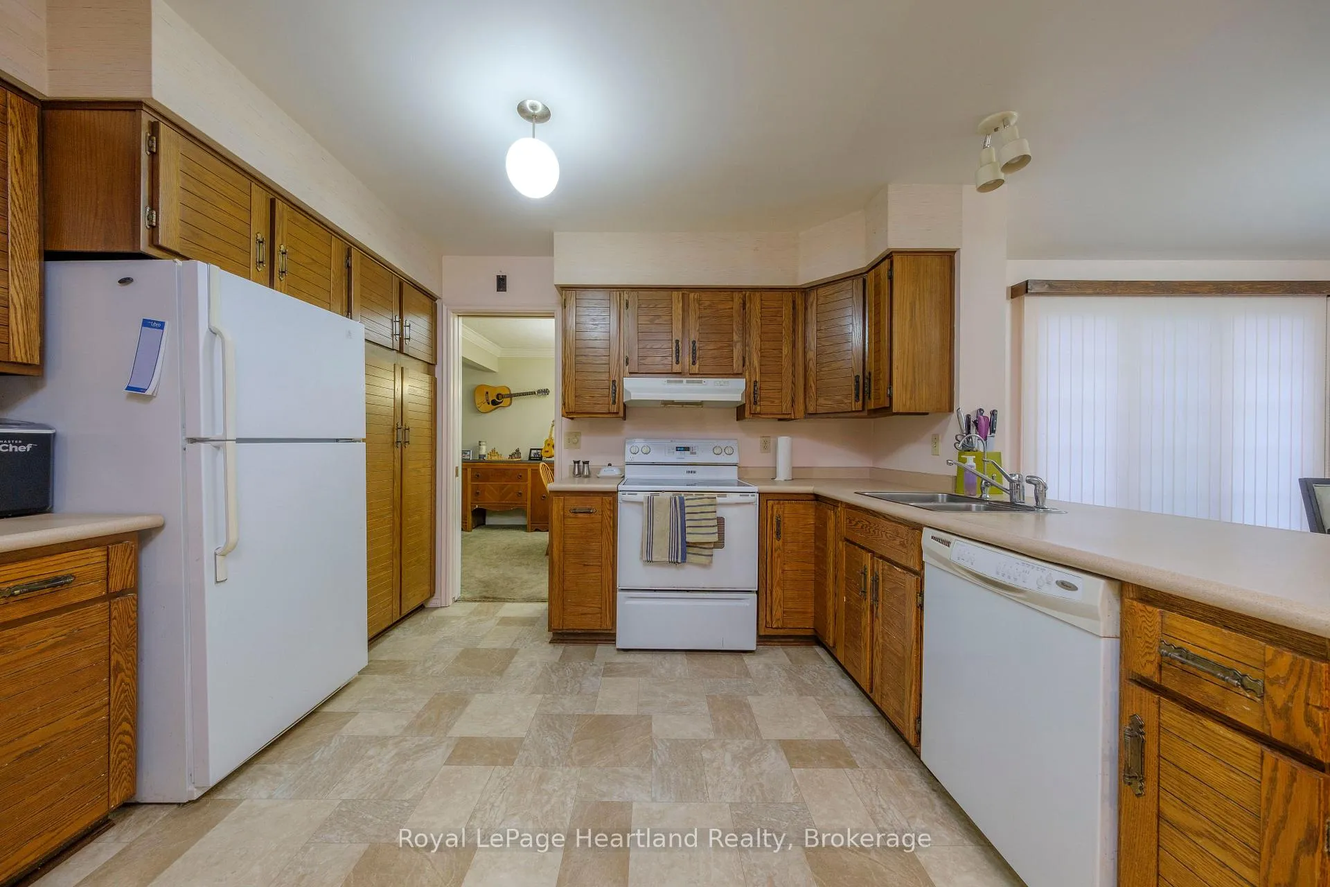Photo 7 of 5 Remington Drive, North Huron, Wingham — HOMEH