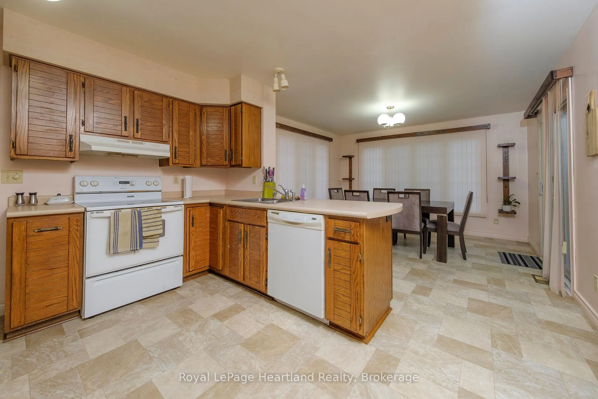 Photo 9 of 5 Remington Drive, North Huron, Wingham — HOMEH