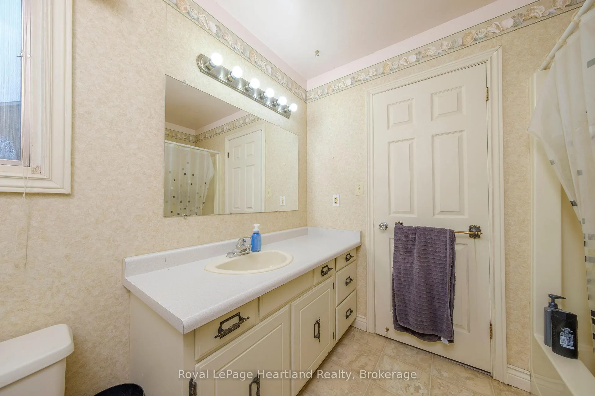 Photo 15 of 5 Remington Drive, North Huron, Wingham — HOMEH