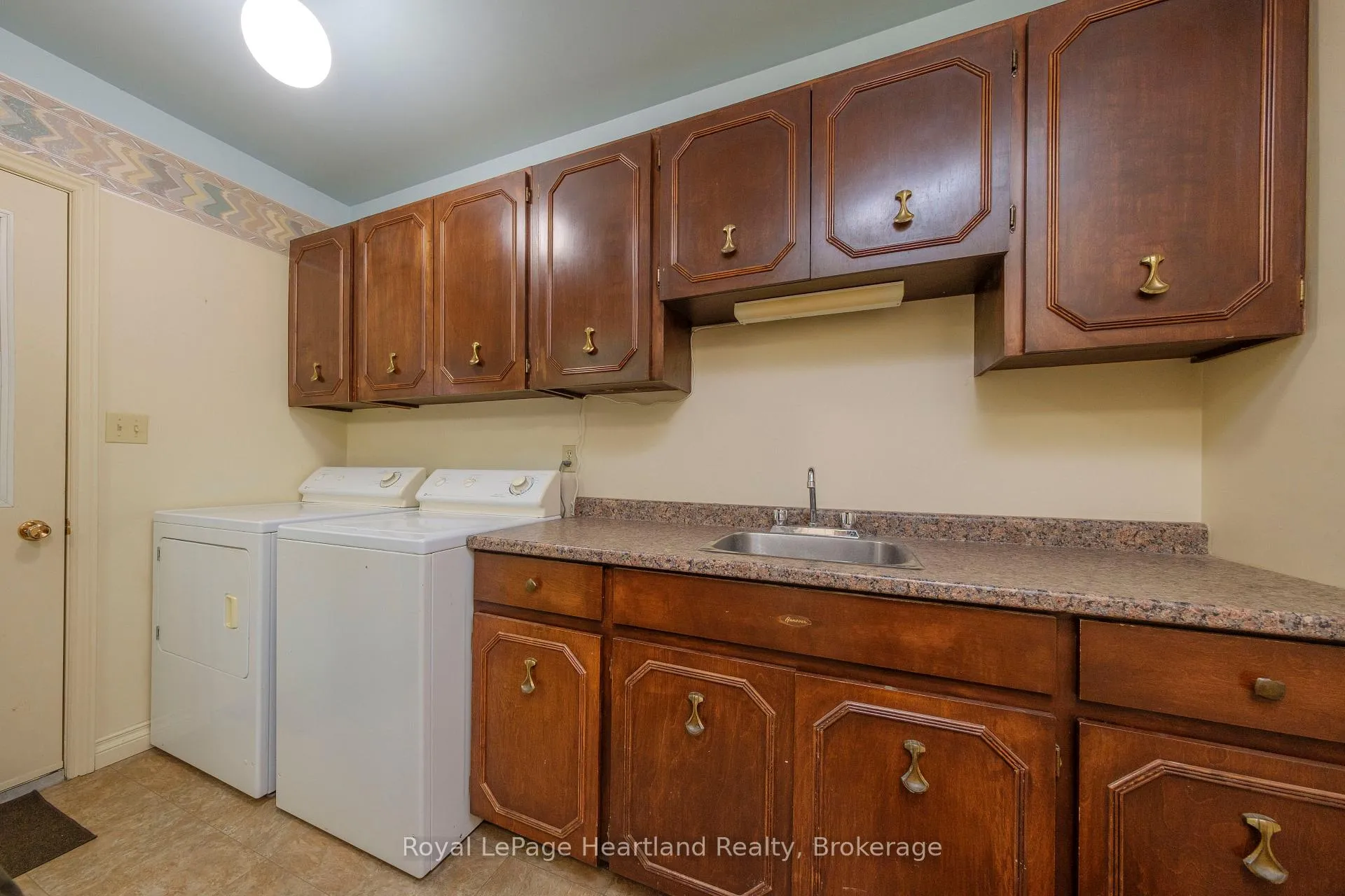 Photo 21 of 5 Remington Drive, North Huron, Wingham — HOMEH