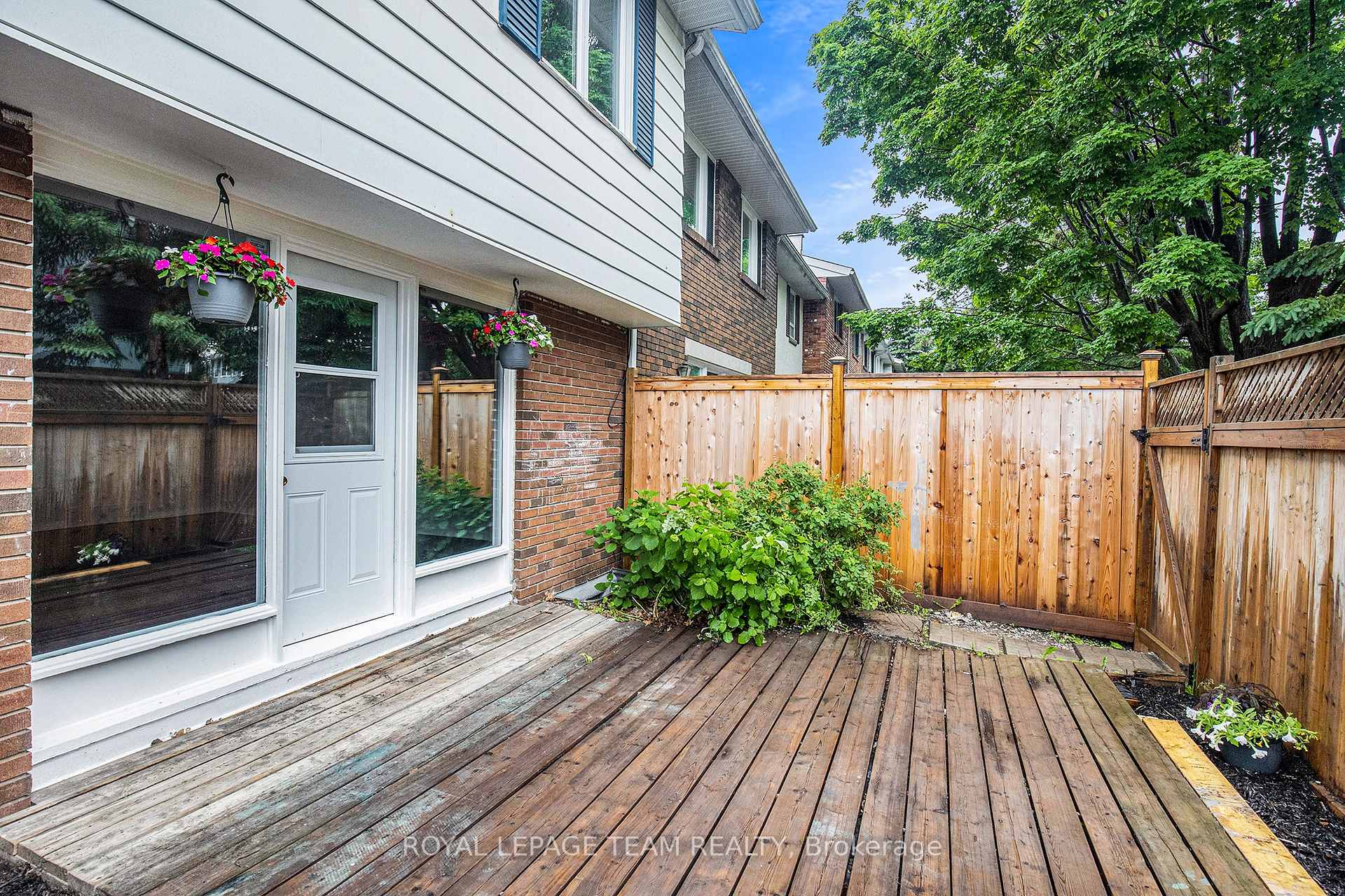 Photo 24 of 1302 Cornell Street, Ottawa, Redwood Park — HOMEH