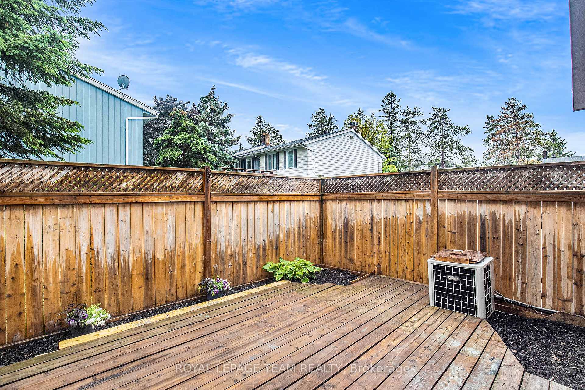Photo 25 of 1302 Cornell Street, Ottawa, Redwood Park — HOMEH