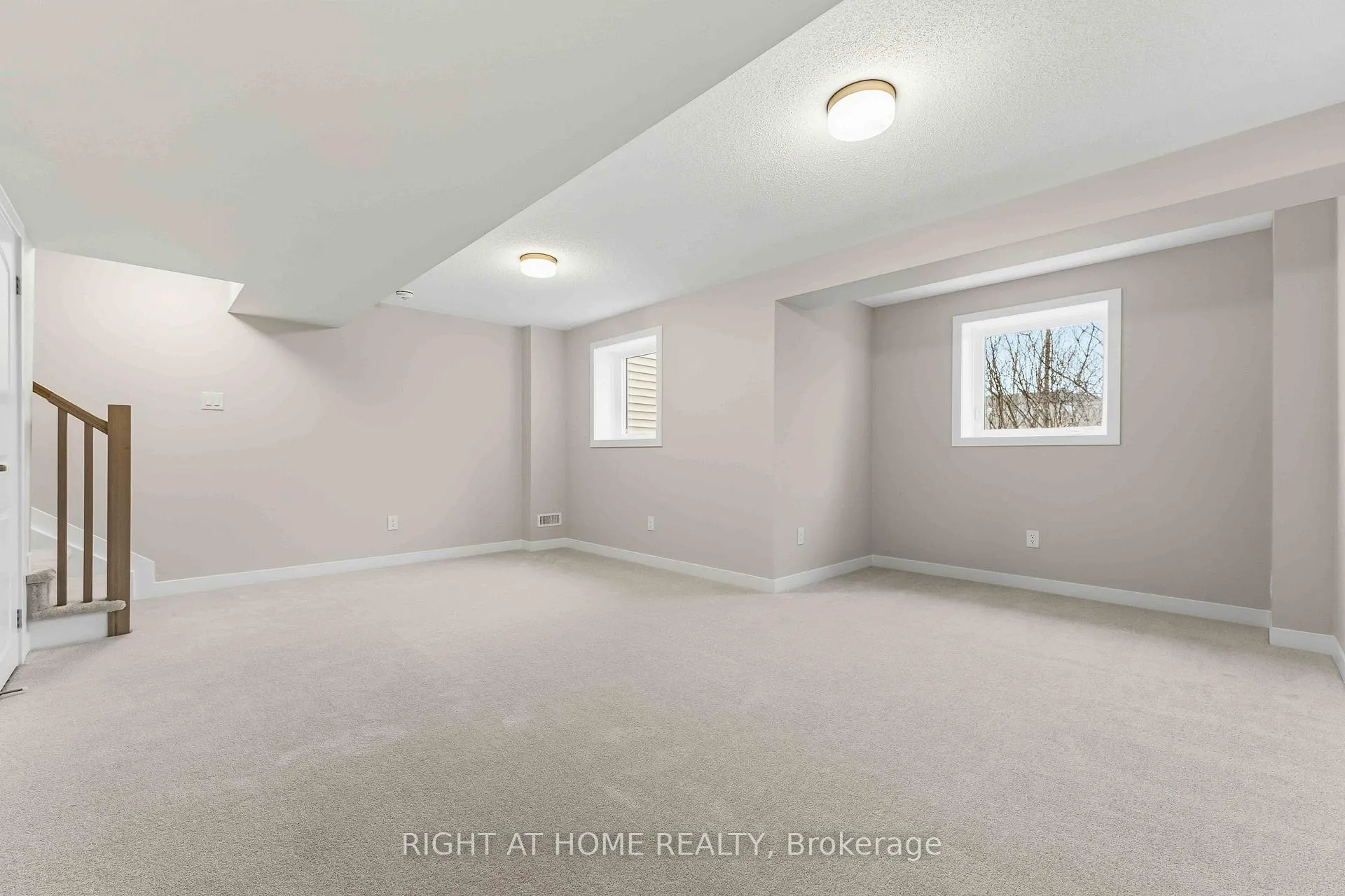 Photo 29 of 290 Les Emmerson Drive, Ottawa, Barrhaven - Heritage Park — HOMEH