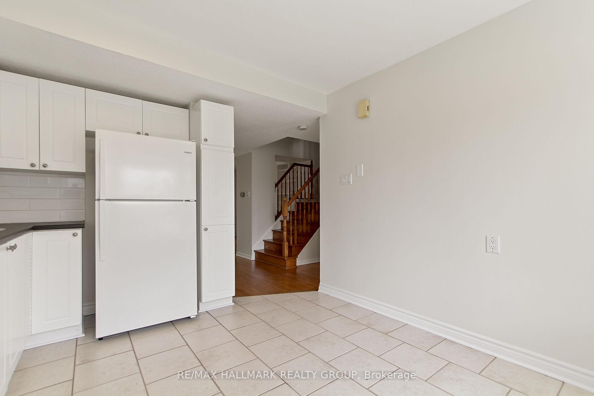 Photo 8 of 1326 Morrison Drive, Ottawa, Redwood Park — HOMEH