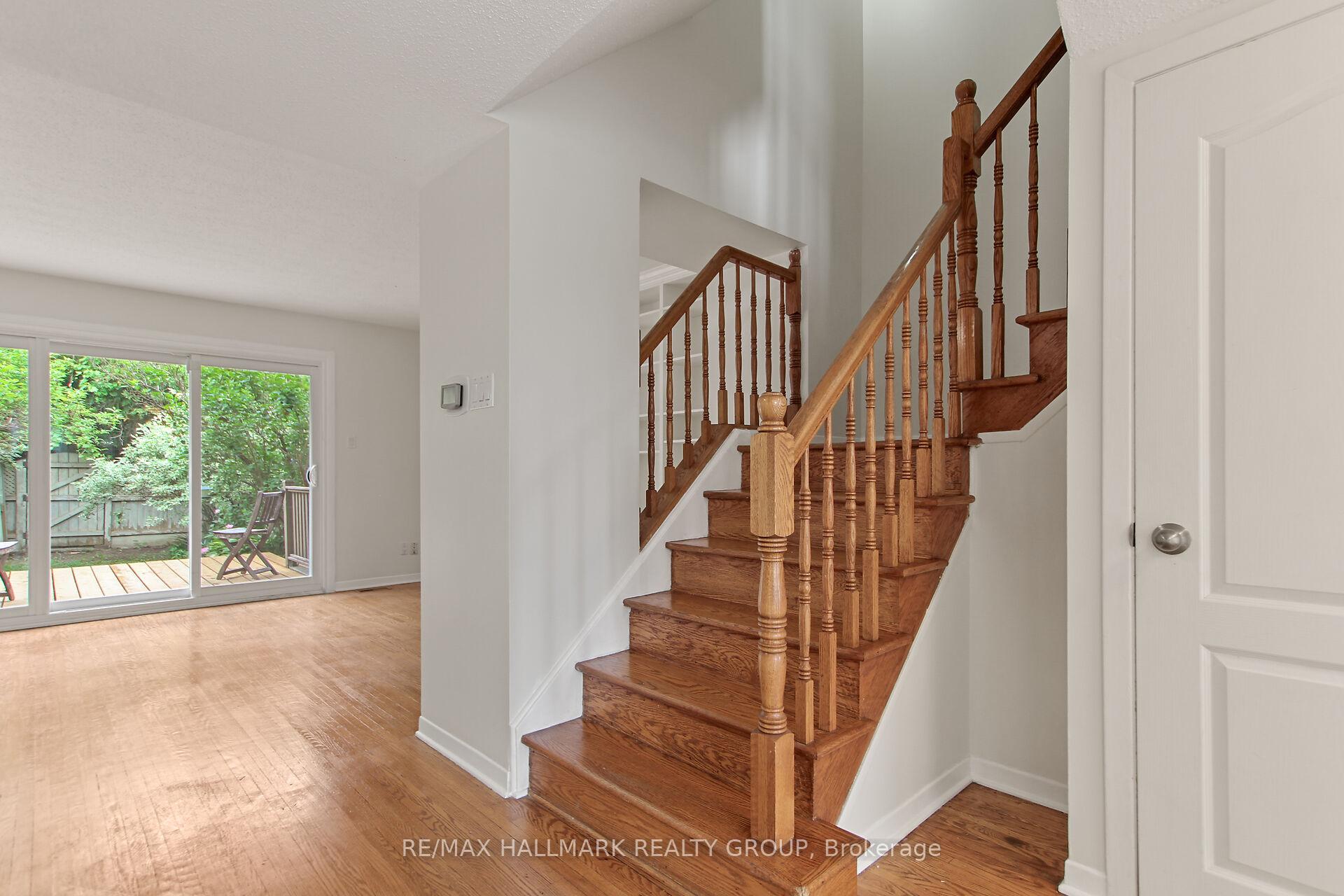 Photo 20 of 1326 Morrison Drive, Ottawa, Redwood Park — HOMEH