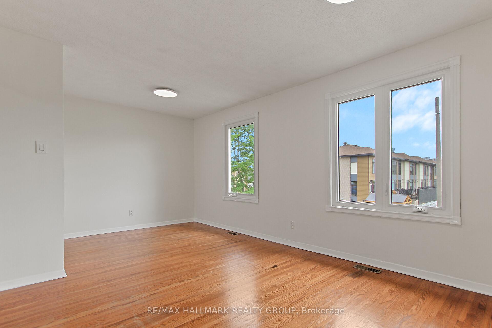 Photo 21 of 1326 Morrison Drive, Ottawa, Redwood Park — HOMEH