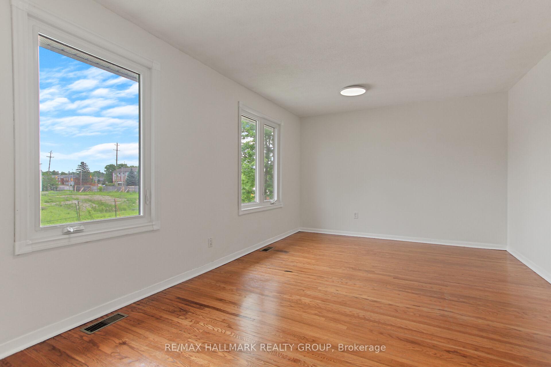 Photo 24 of 1326 Morrison Drive, Ottawa, Redwood Park — HOMEH