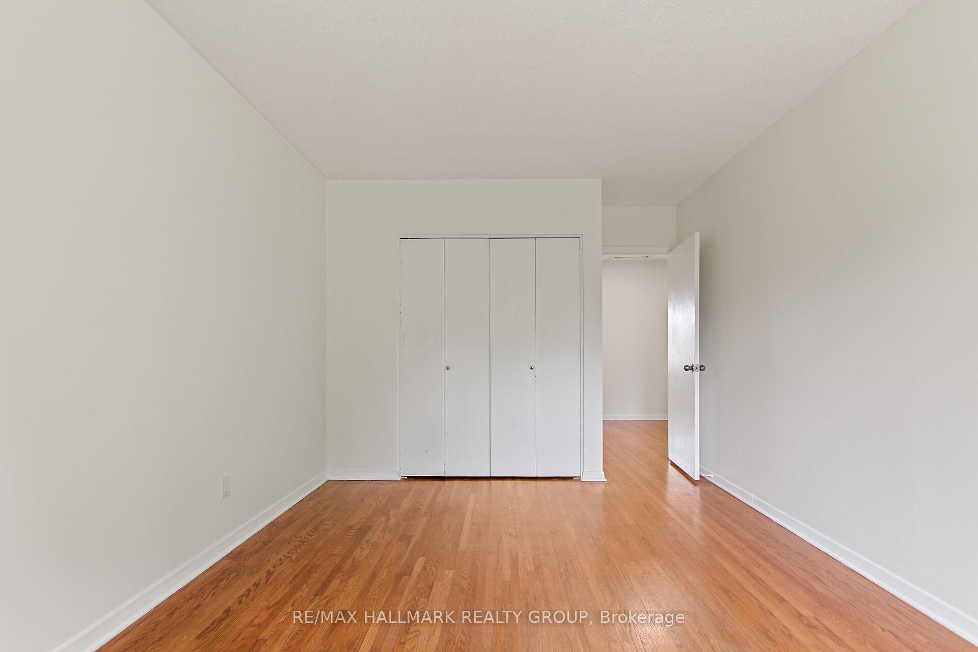 Photo 33 of 1326 Morrison Drive, Ottawa, Redwood Park — HOMEH