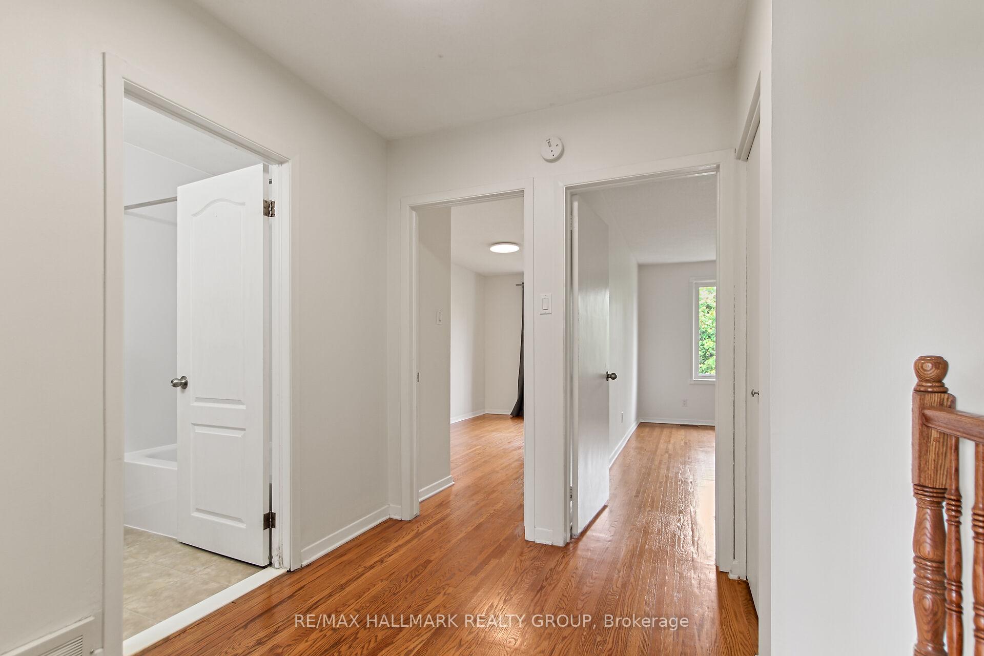 Photo 34 of 1326 Morrison Drive, Ottawa, Redwood Park — HOMEH