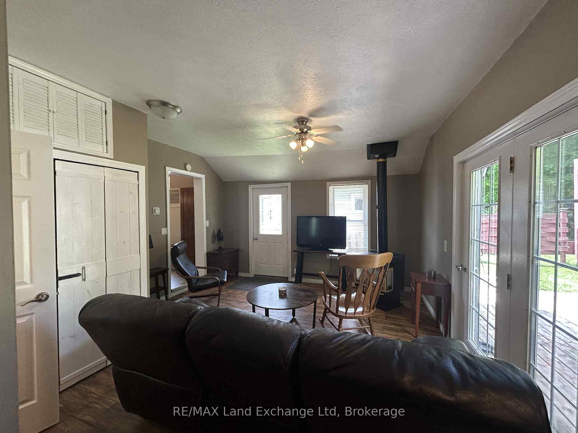 Photo 5 of 59 Albert Street E, North Huron, Wingham — HOMEH