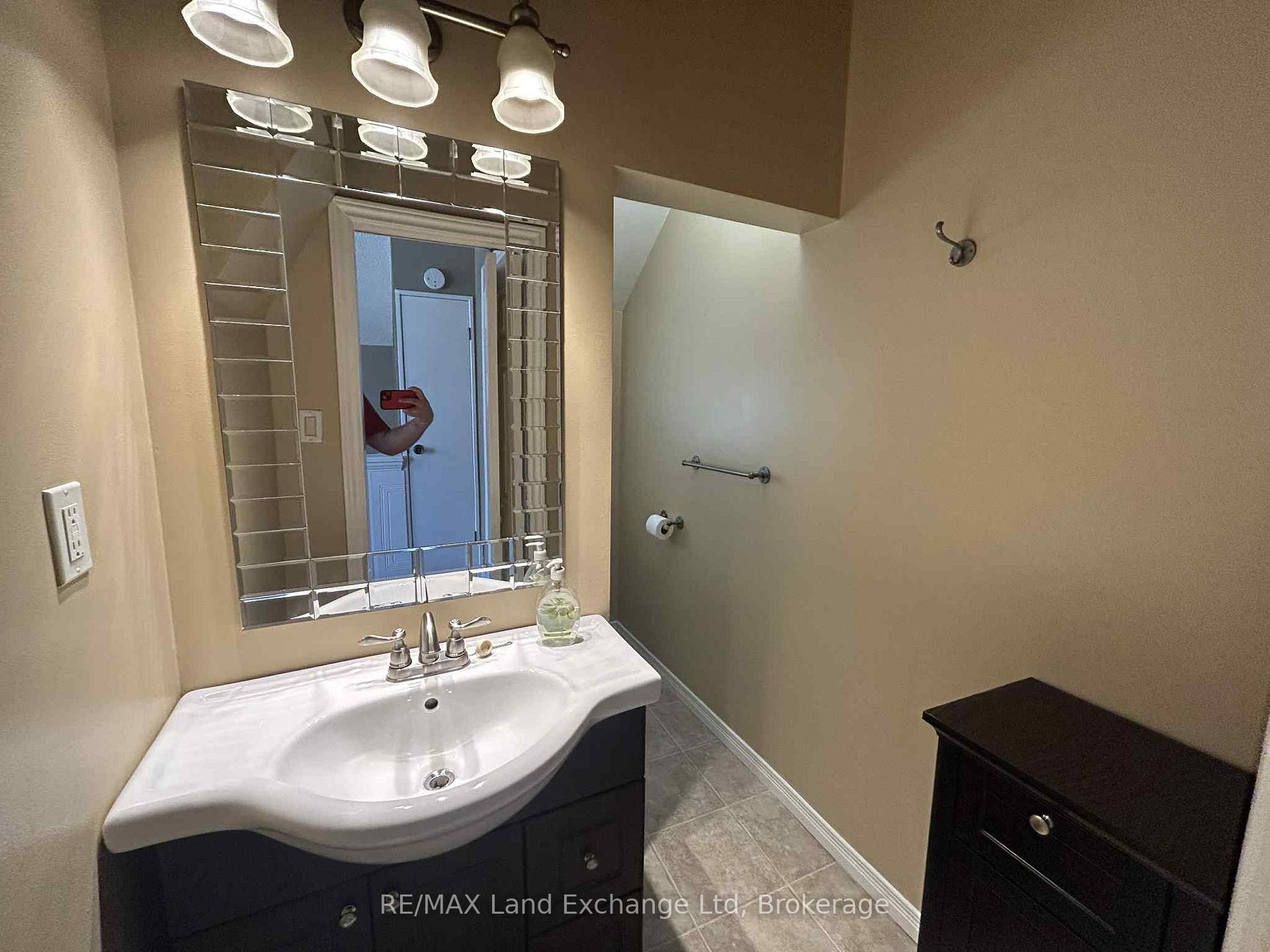 Photo 9 of 59 Albert Street E, North Huron, Wingham — HOMEH