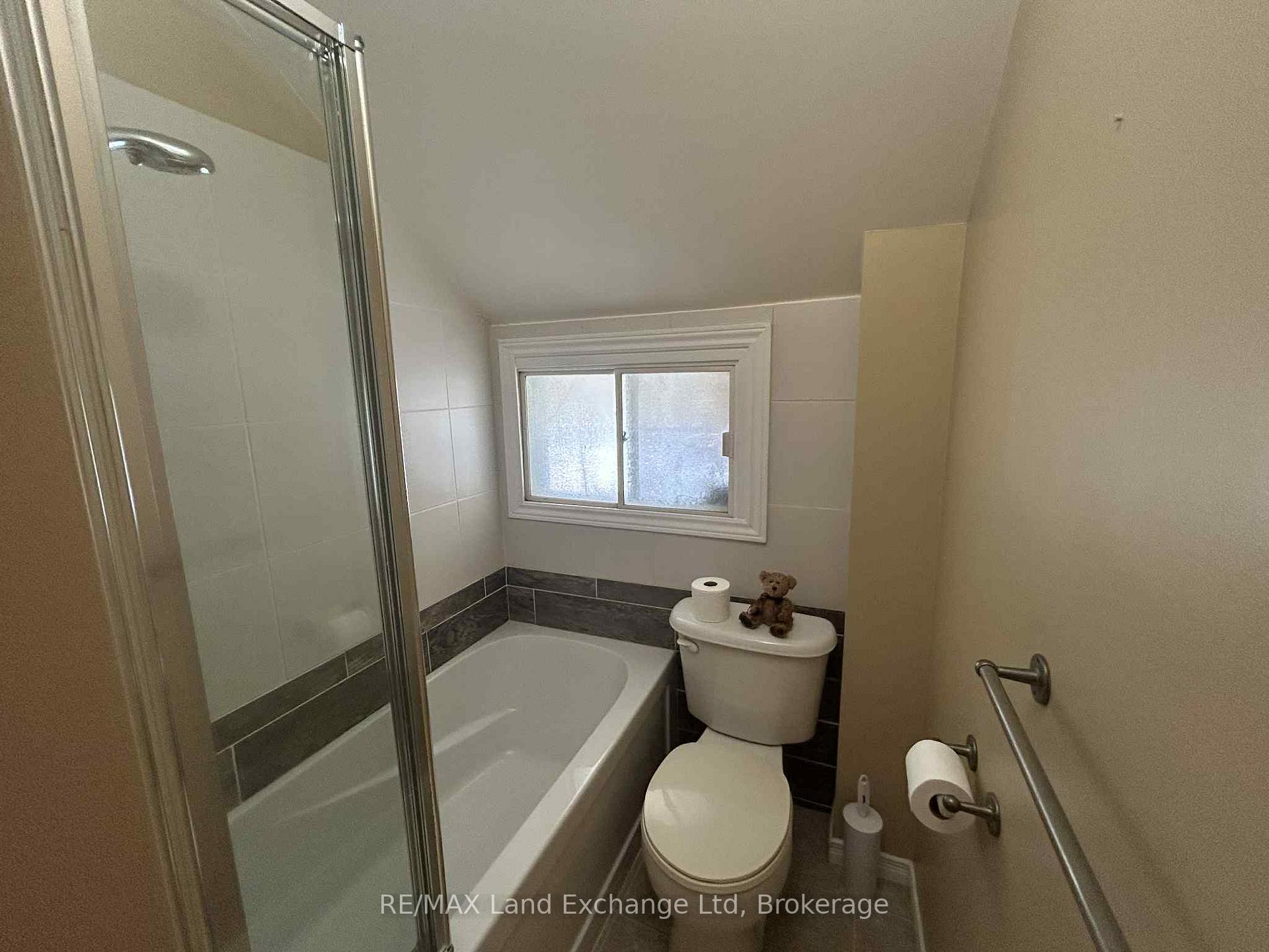 Photo 16 of 59 Albert Street E, North Huron, Wingham — HOMEH