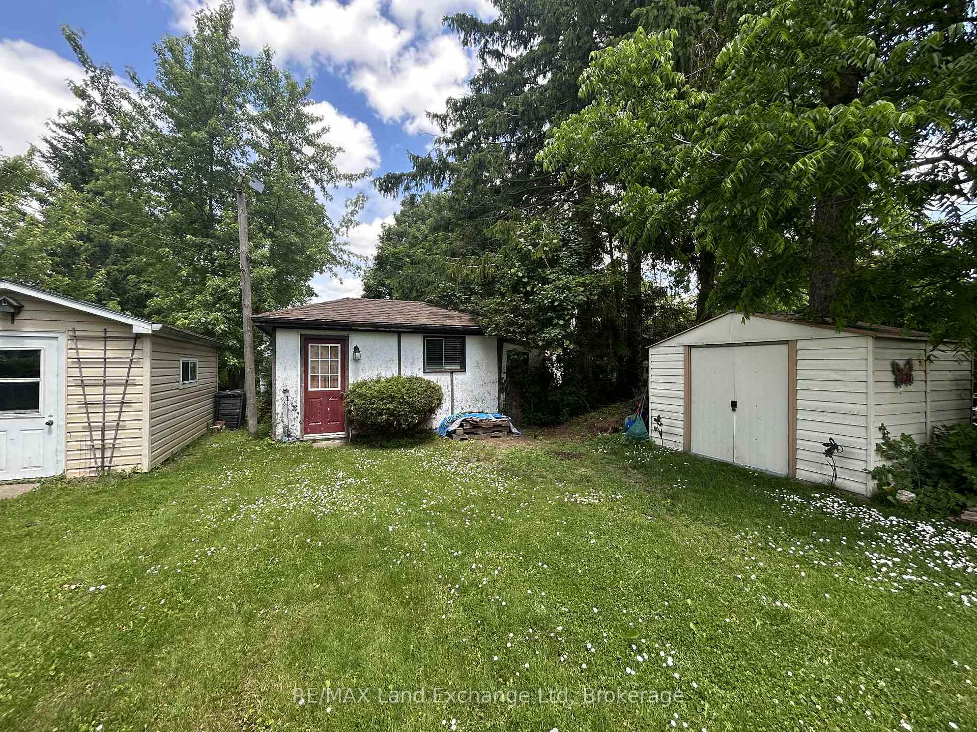 Photo 20 of 59 Albert Street E, North Huron, Wingham — HOMEH