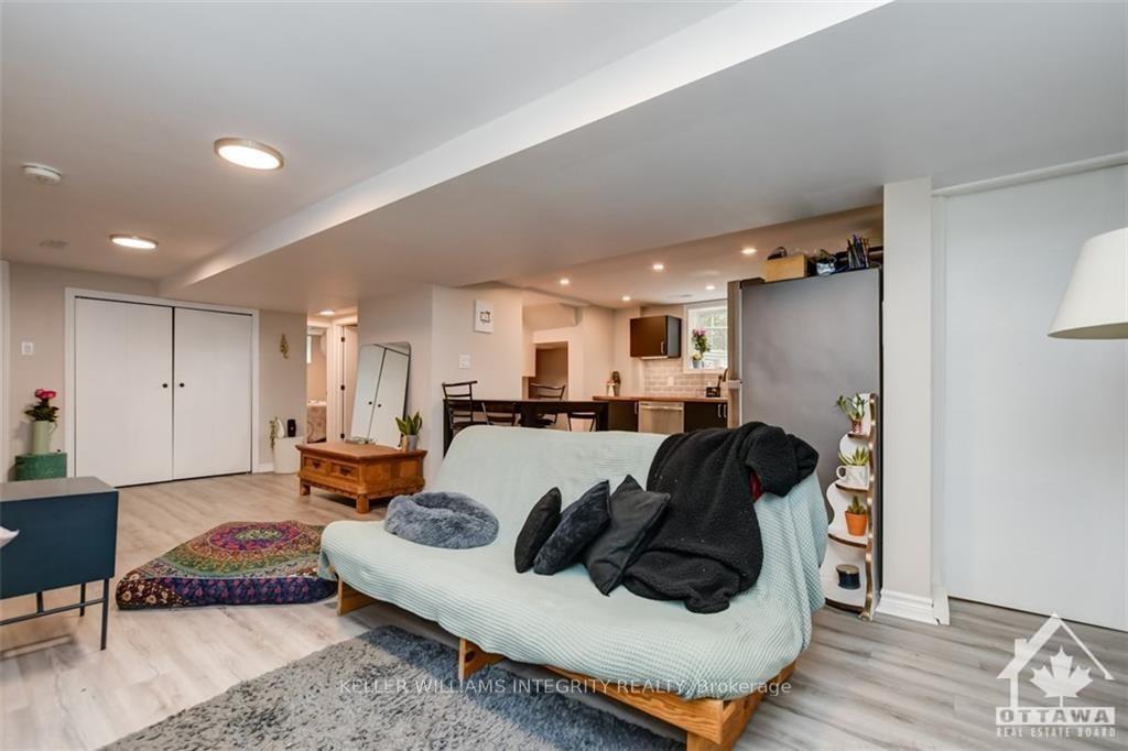 Photo 11 of Unit B, 2408 Drury Lane, Ottawa, Parkway Park — HOMEH