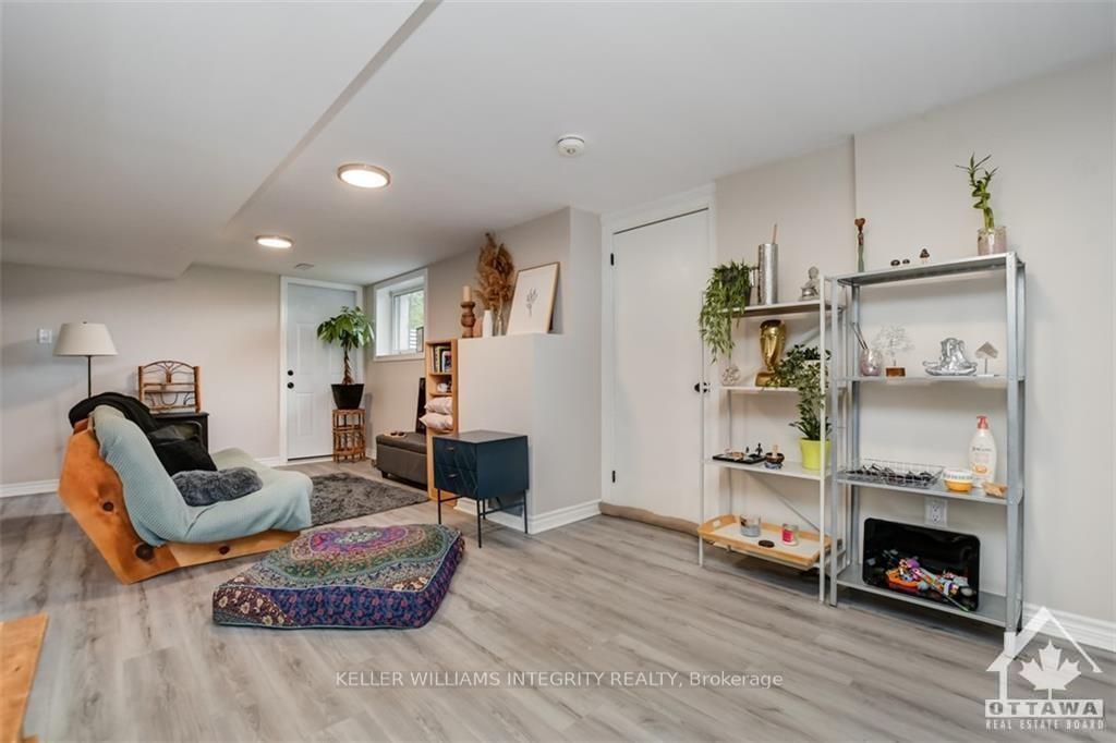 Photo 12 of Unit B, 2408 Drury Lane, Ottawa, Parkway Park — HOMEH