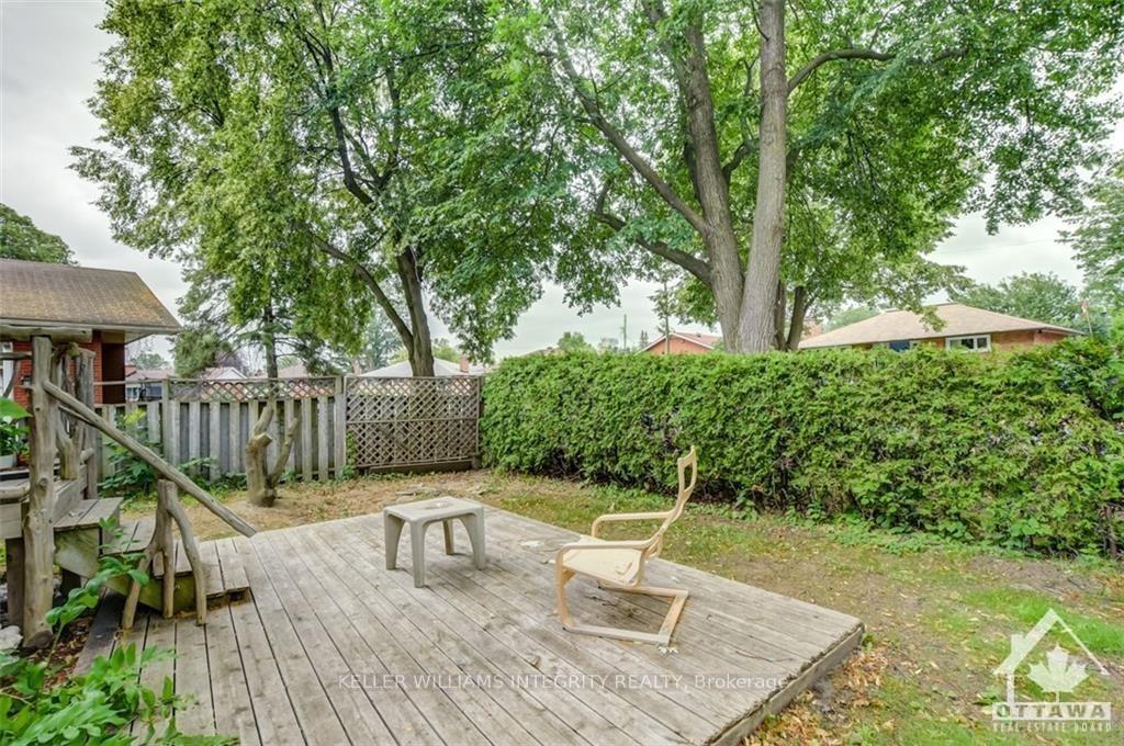 Photo 15 of Unit B, 2408 Drury Lane, Ottawa, Parkway Park — HOMEH