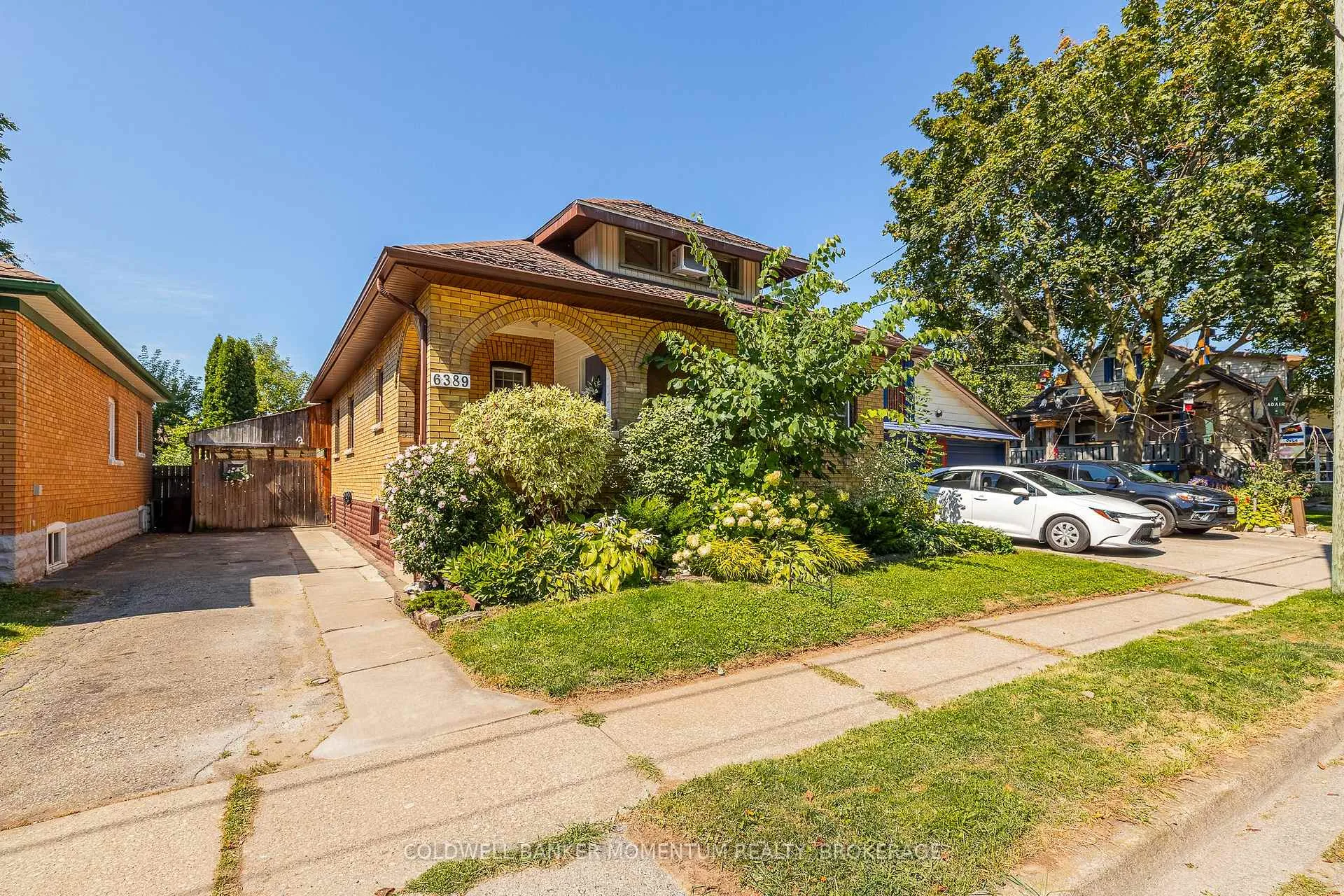 Photo 2 of 6389 Locus Avenue, Niagara Falls, Dorchester — HOMEH