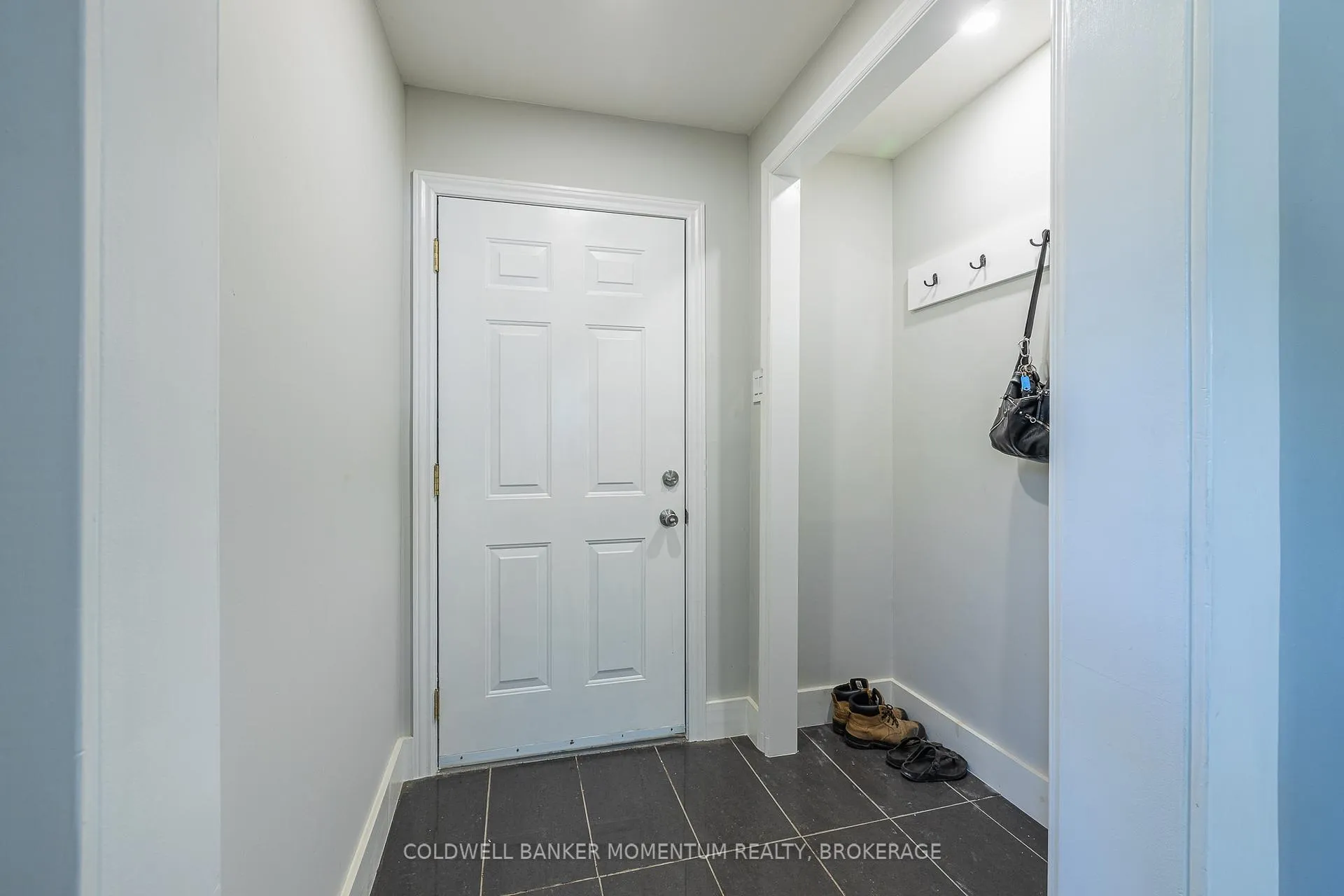 Photo 5 of 6389 Locus Avenue, Niagara Falls, Dorchester — HOMEH