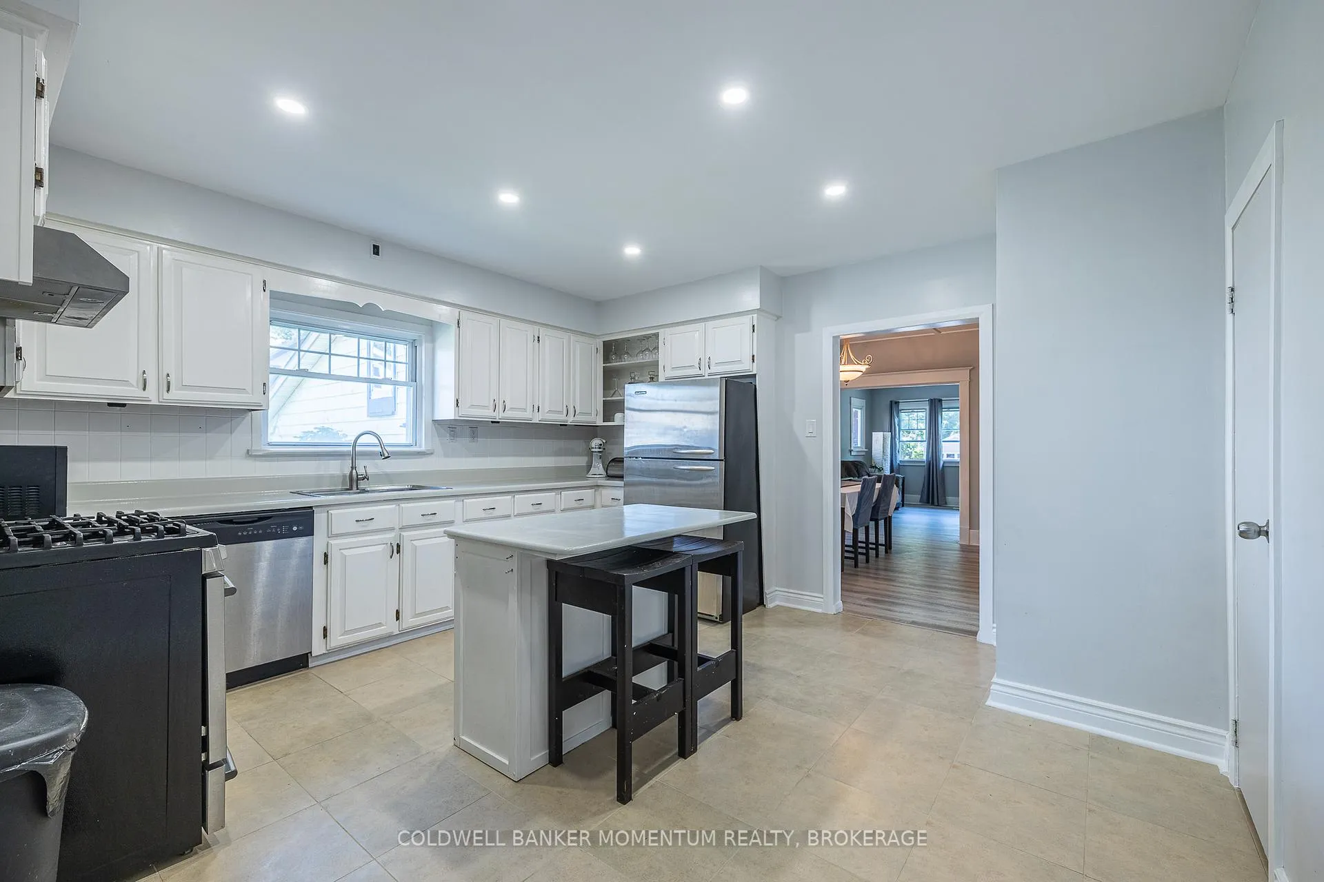 Photo 13 of 6389 Locus Avenue, Niagara Falls, Dorchester — HOMEH