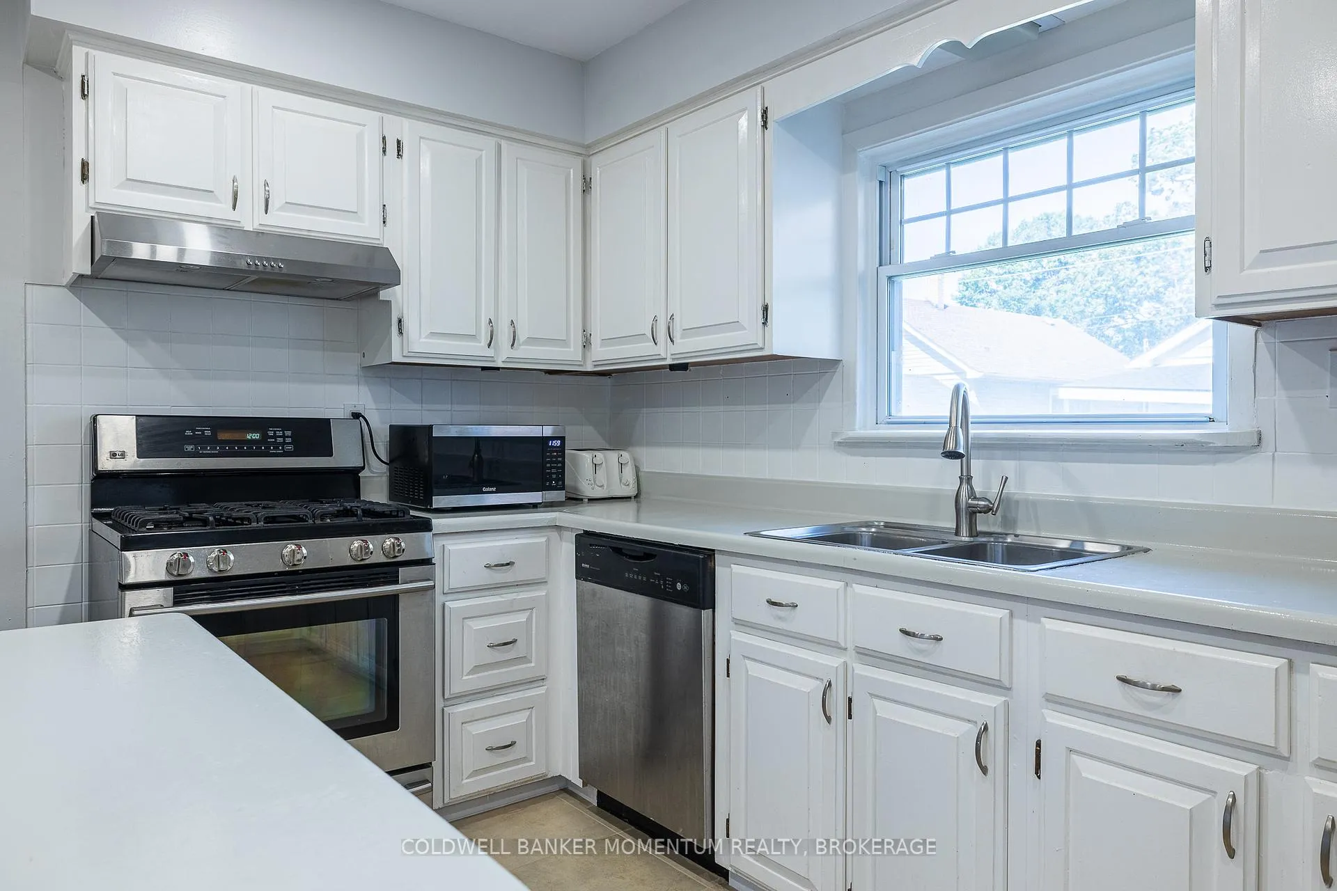 Photo 14 of 6389 Locus Avenue, Niagara Falls, Dorchester — HOMEH