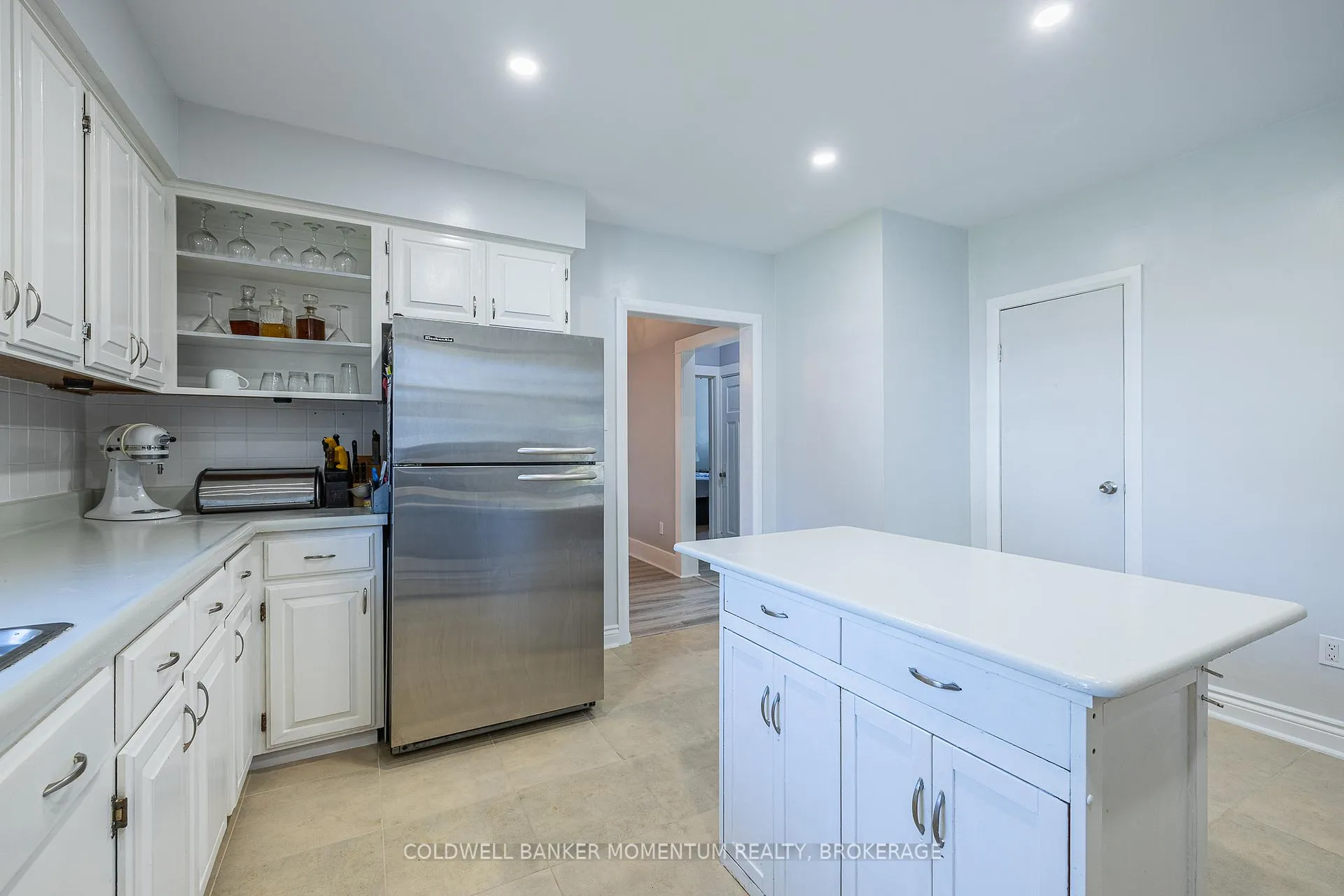 Photo 15 of 6389 Locus Avenue, Niagara Falls, Dorchester — HOMEH