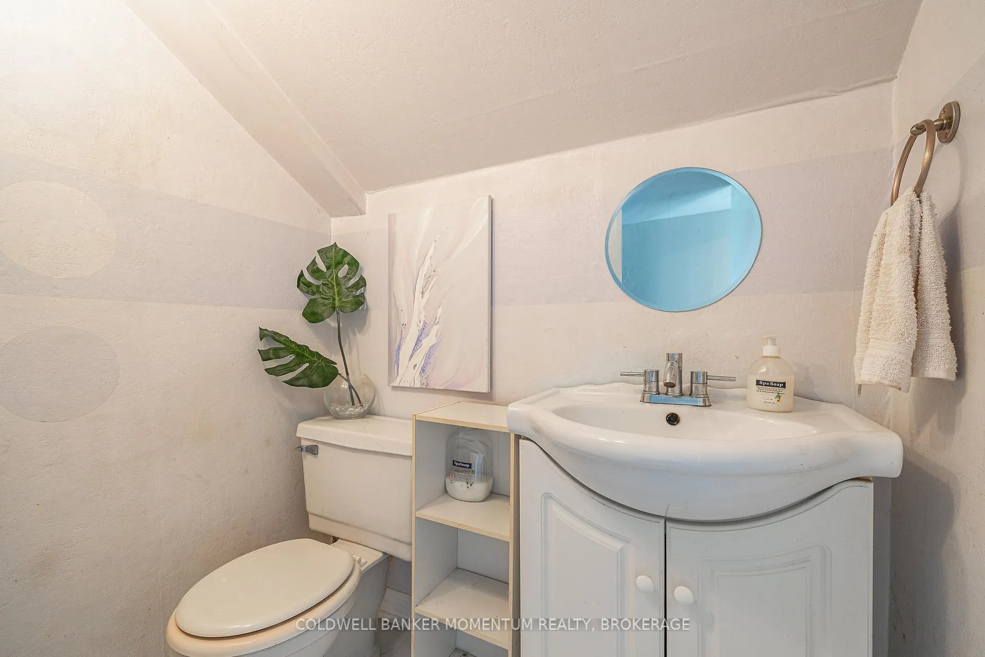 Photo 26 of 6389 Locus Avenue, Niagara Falls, Dorchester — HOMEH