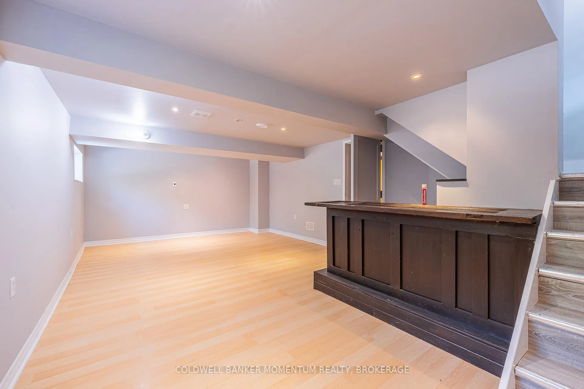 Photo 29 of 6389 Locus Avenue, Niagara Falls, Dorchester — HOMEH