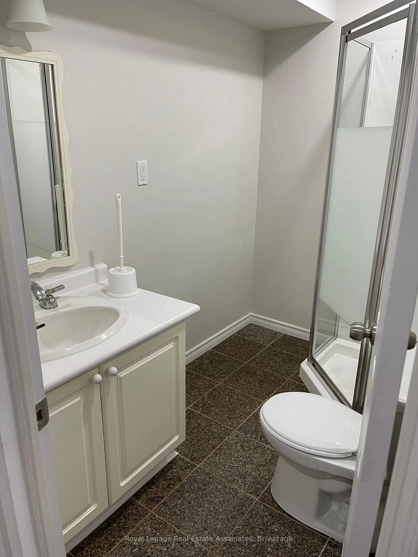 Photo 16 of Unit Basement, 135 Monarch Street, Welland, Coyle Creek — HOMEH