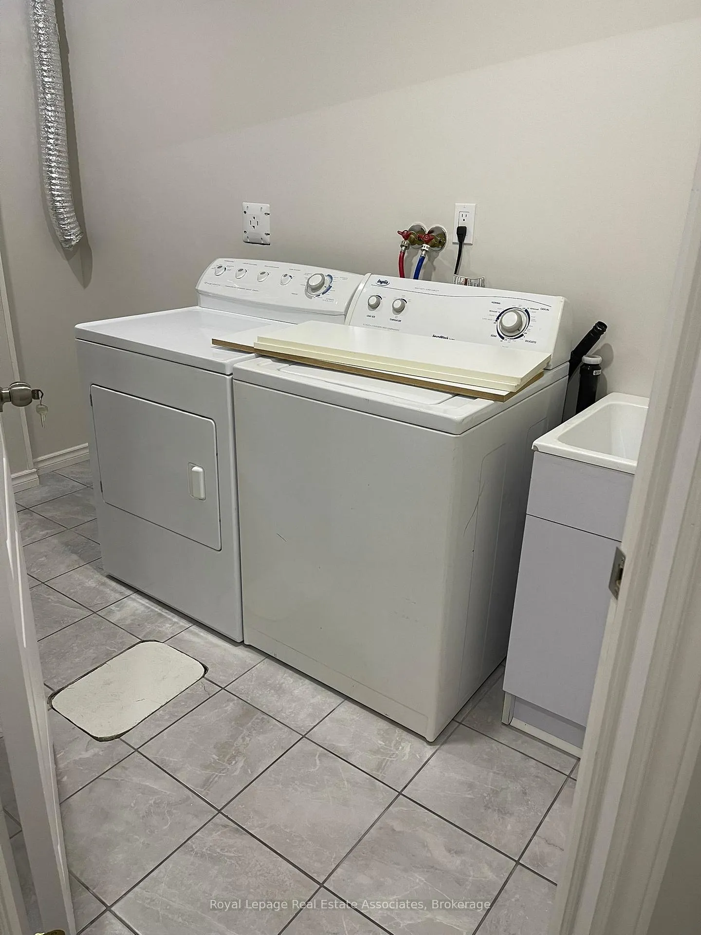 Photo 19 of Unit Basement, 135 Monarch Street, Welland, Coyle Creek — HOMEH