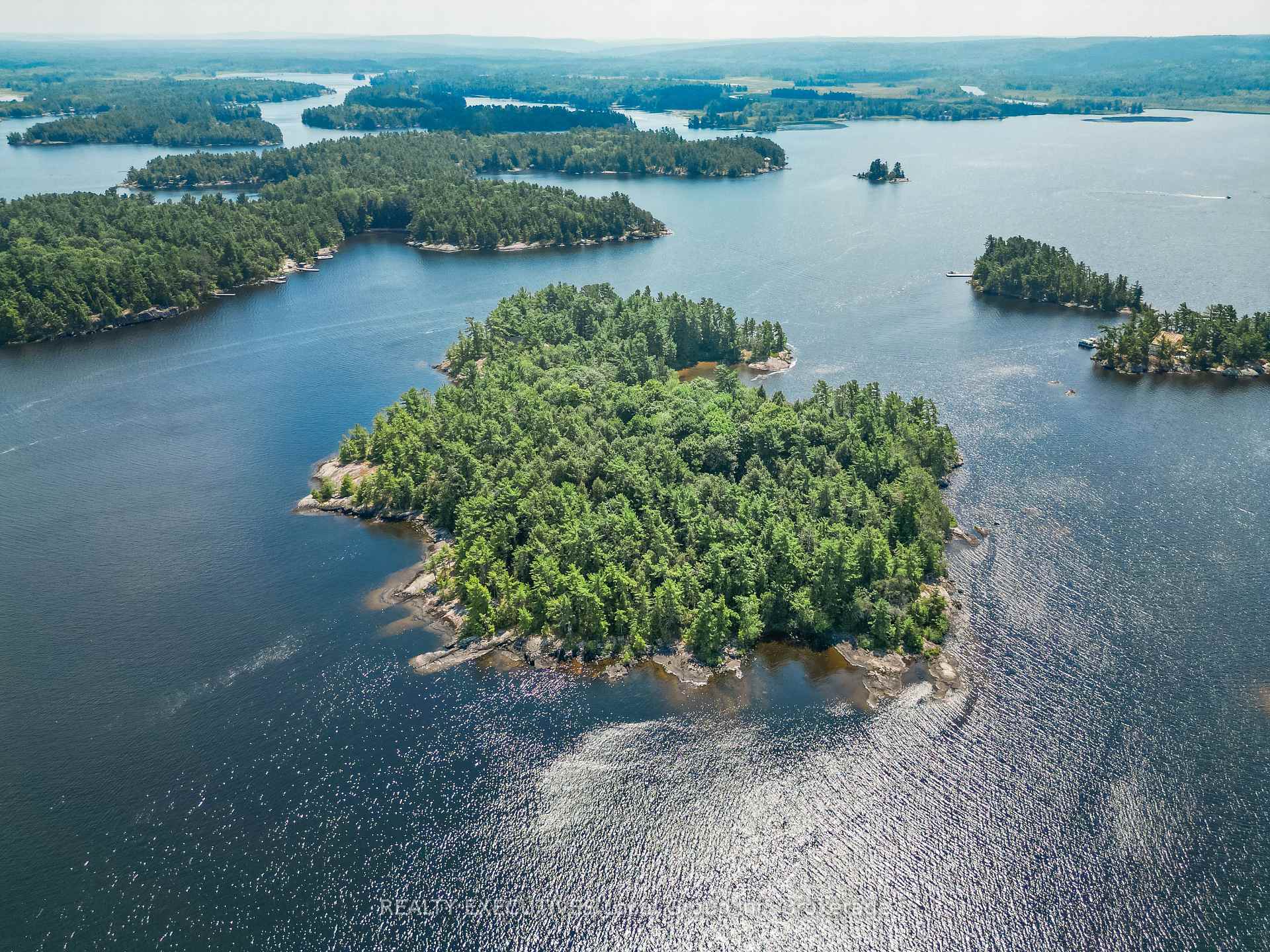 Photo 2 of 1 Richardson Island, Nipissing — HOMEH