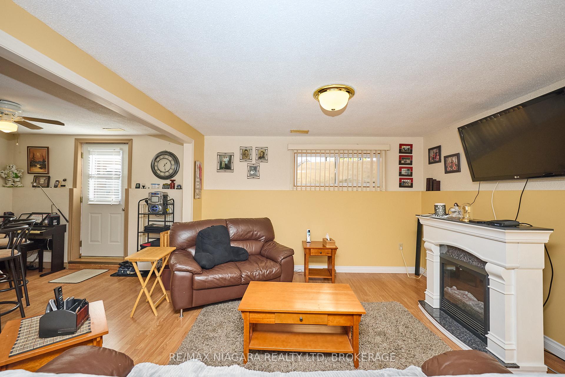 Photo 21 of 6516 Monroe Street, Niagara Falls, Dorchester — HOMEH