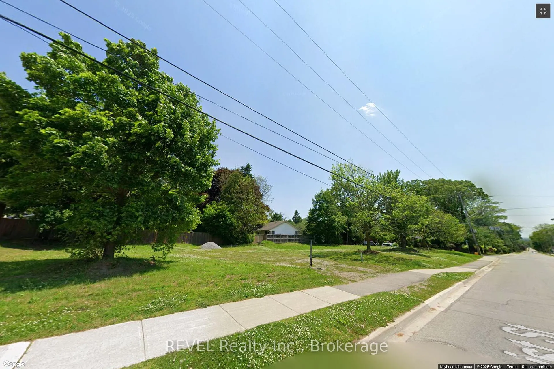 Front of 1307 Haist Street