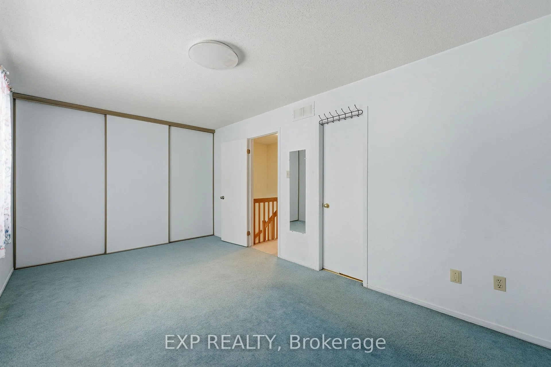 Photo 16 of 1539 Briarfield Crescent, Ottawa, Fallingbrook/Ridgemount — HOMEH