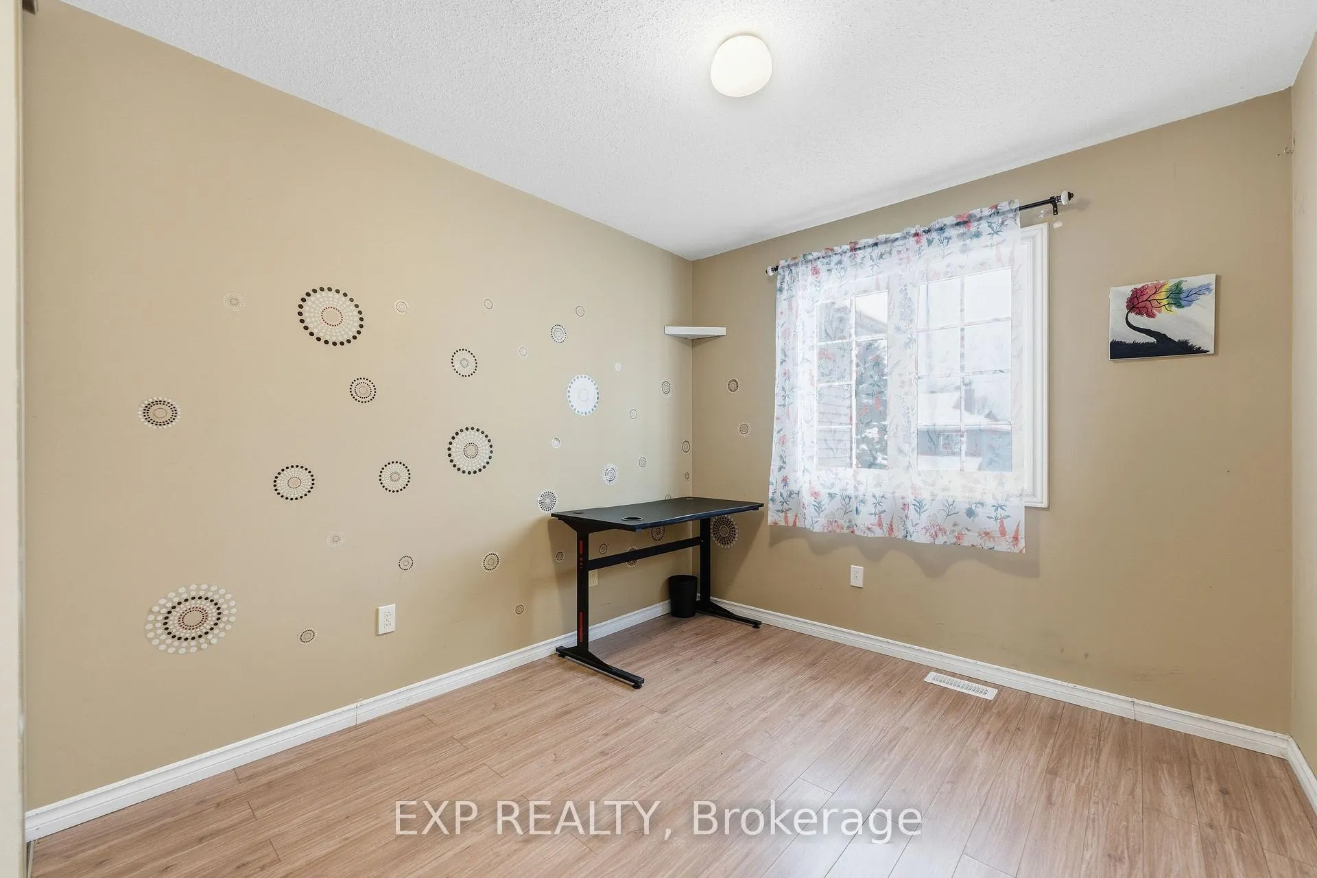 Photo 17 of 1539 Briarfield Crescent, Ottawa, Fallingbrook/Ridgemount — HOMEH