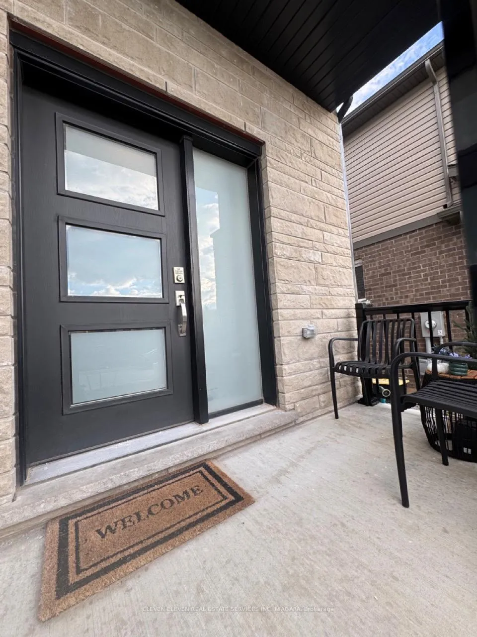 Photo 2 of 41 Saffron Way, Pelham, Fonthill — HOMEH