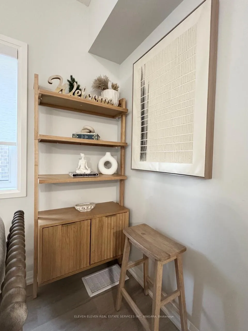 Photo 8 of 41 Saffron Way, Pelham, Fonthill — HOMEH