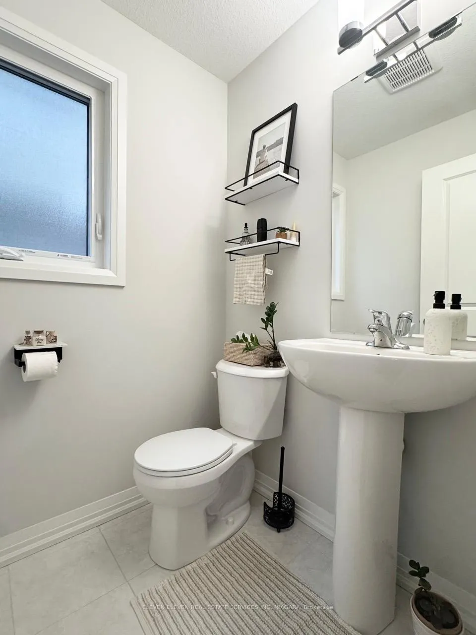 Photo 14 of 41 Saffron Way, Pelham, Fonthill — HOMEH
