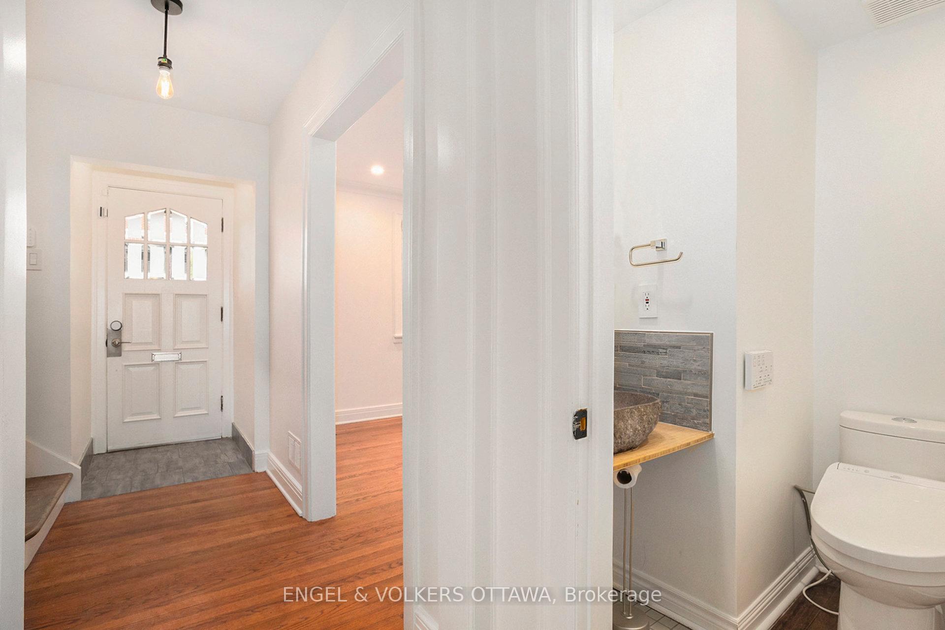 Photo 3 of 195 Stanley Avenue, Ottawa, New Edinburgh — HOMEH