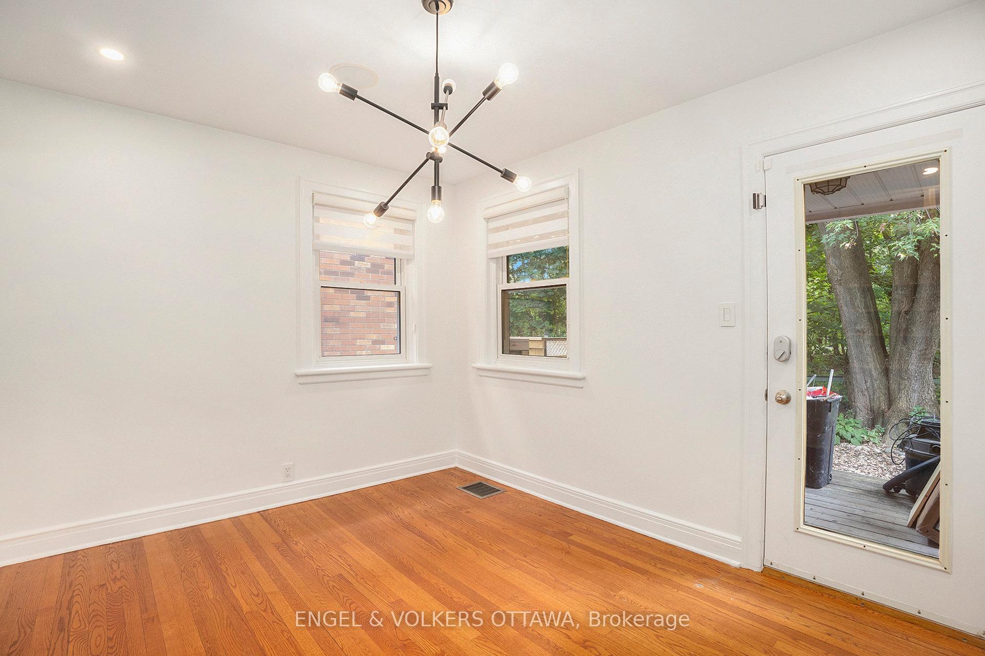 Photo 17 of 195 Stanley Avenue, Ottawa, New Edinburgh — HOMEH