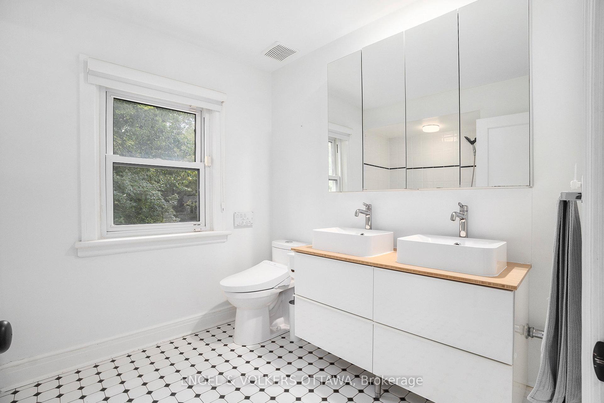 Photo 22 of 195 Stanley Avenue, Ottawa, New Edinburgh — HOMEH
