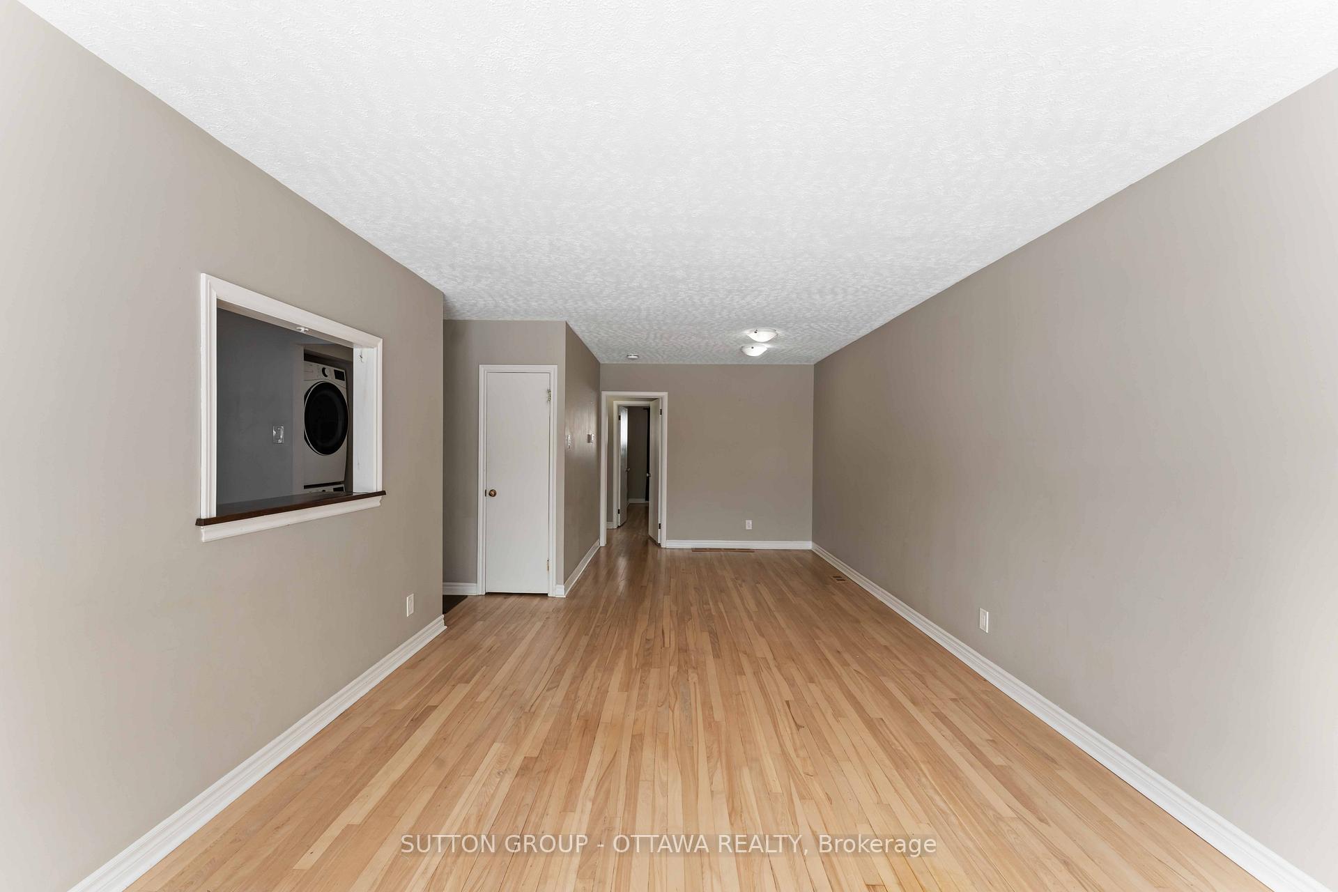 Photo 5 of Unit 1 - Main Floor Unit, 1299 Highgate Road, Ottawa, Parkway Park — HOMEH